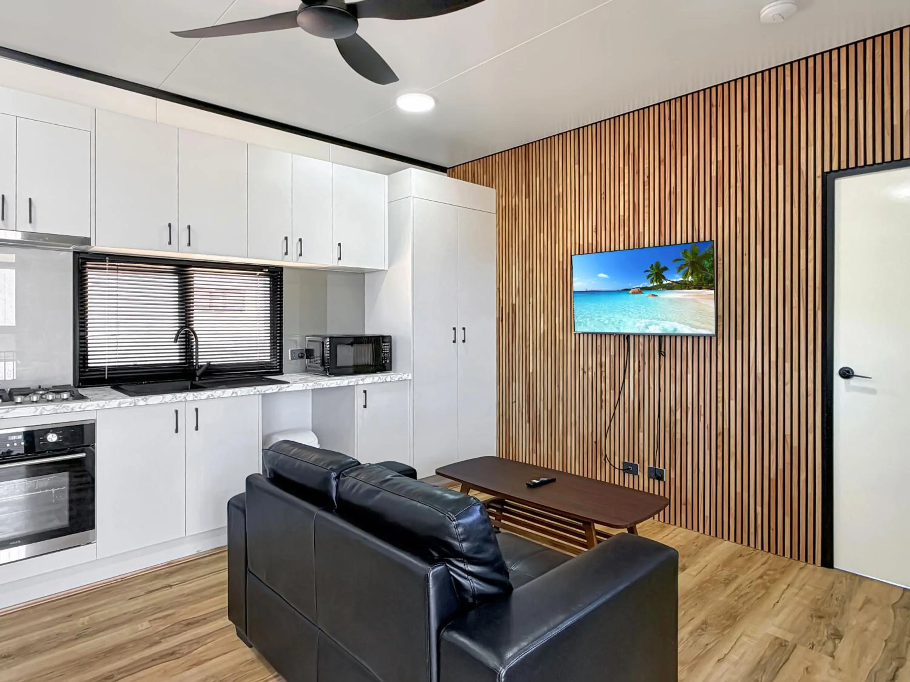 TV and multimedia in Sunset Beach Holiday Park