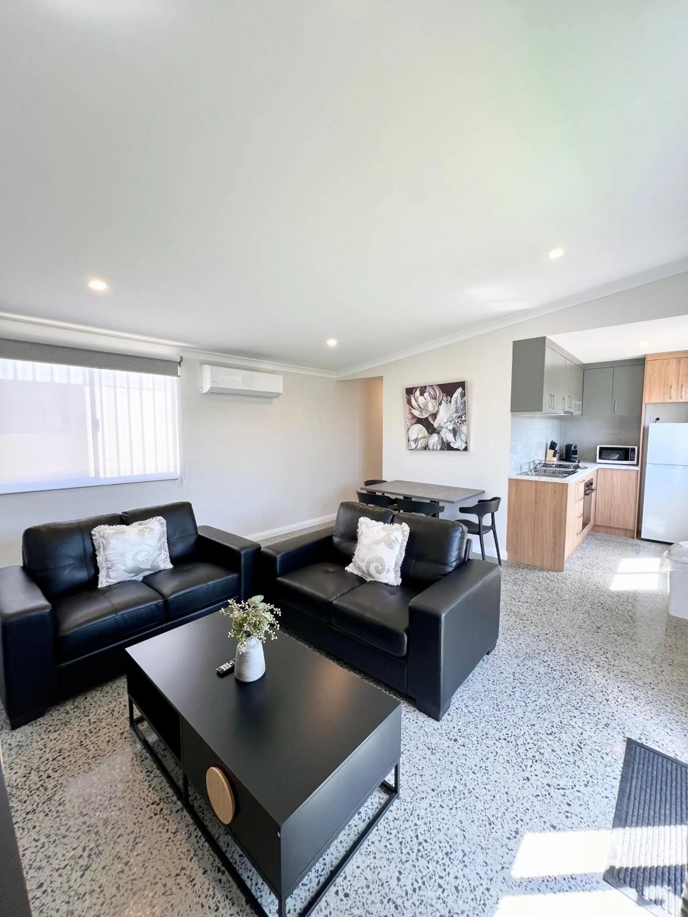 Kitchen or kitchenette in Sunset Beach Holiday Park