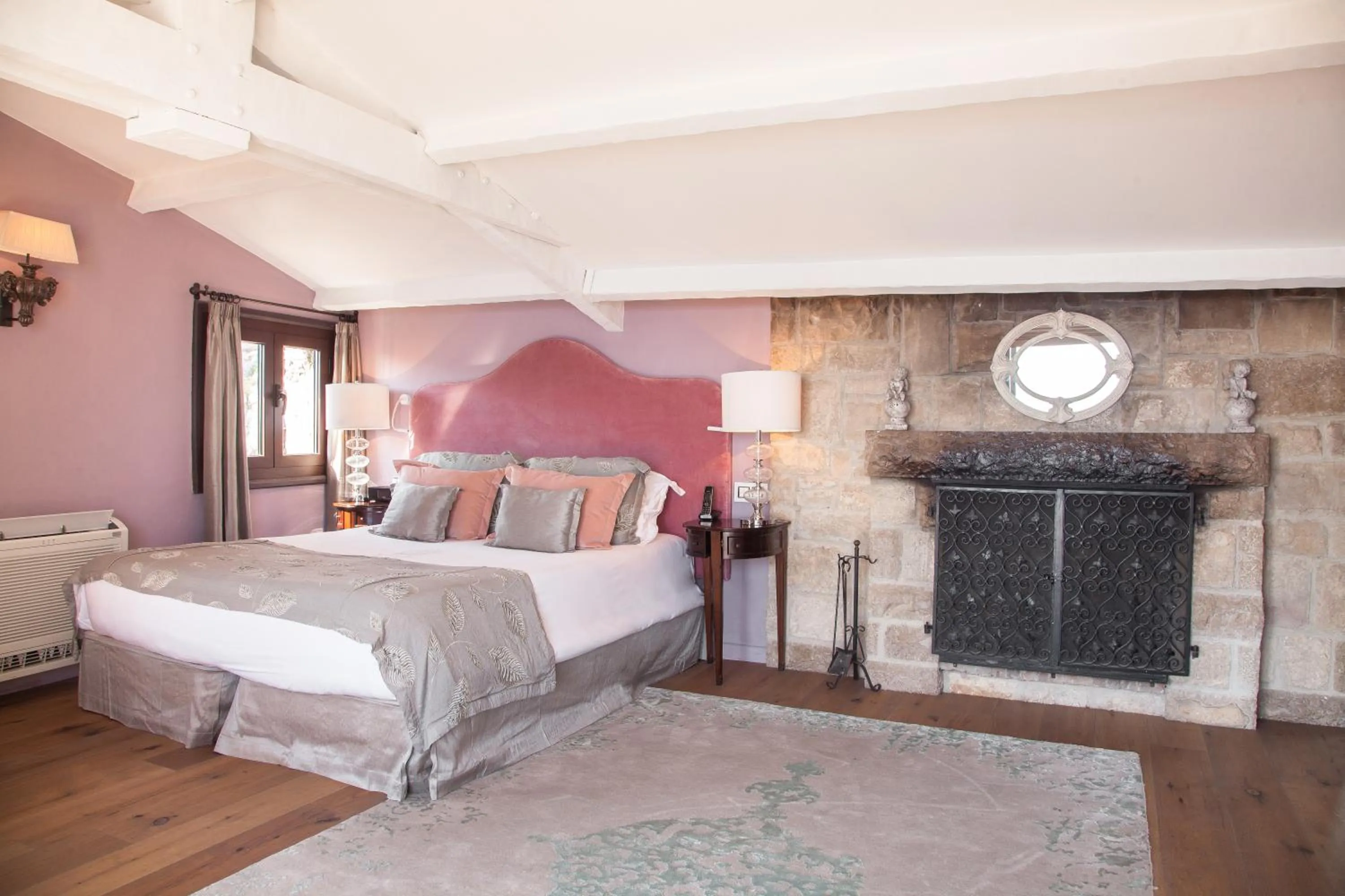 Photo of the whole room, Bed in Chateau Eza