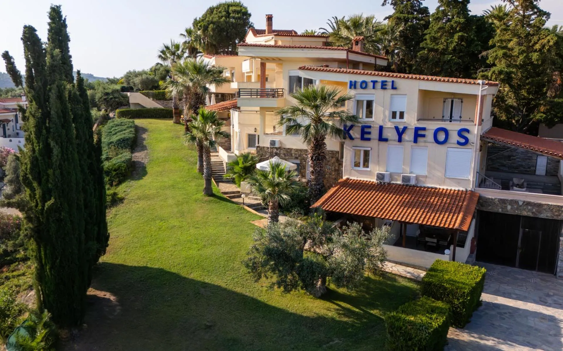 Kelyfos Hotel