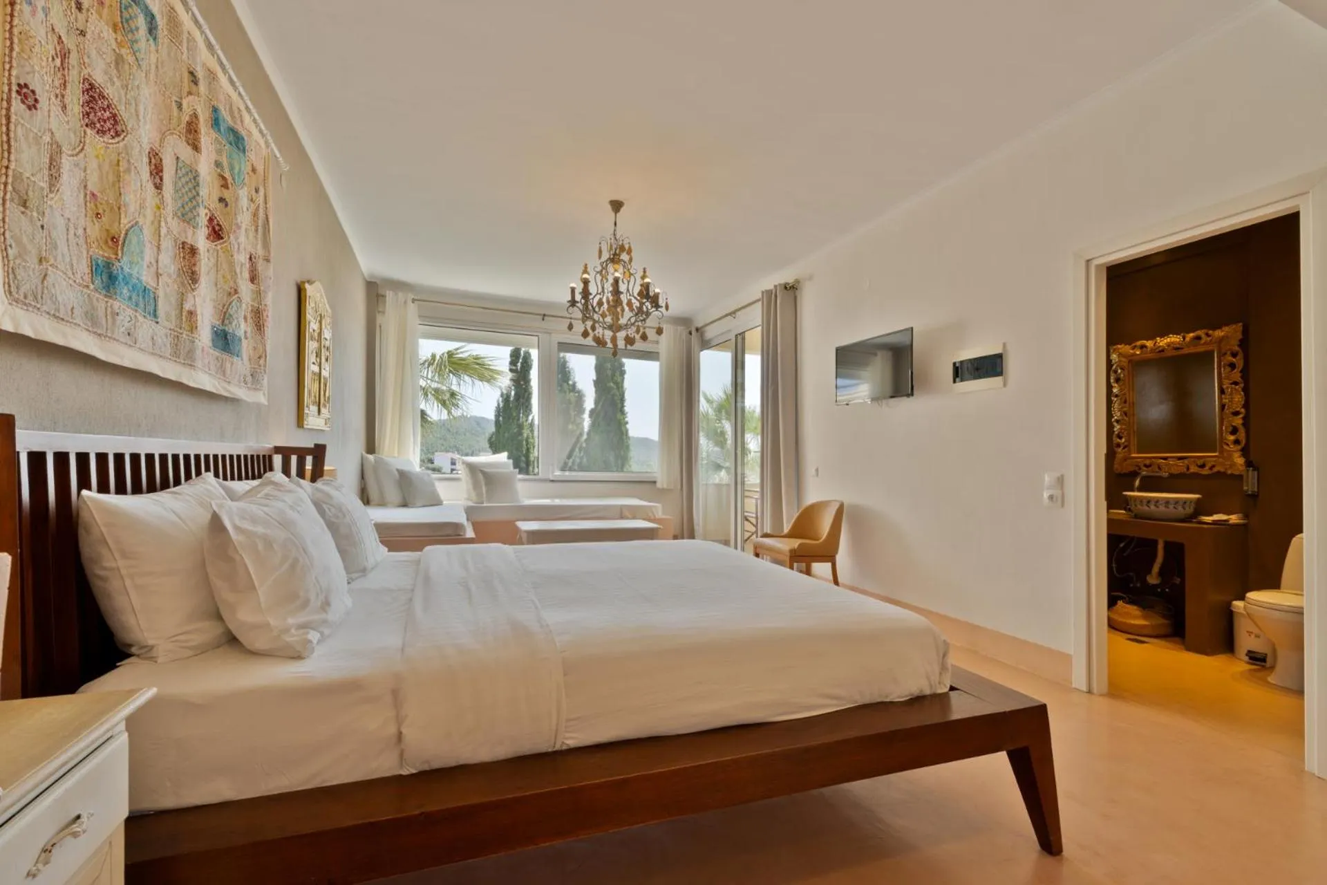 Bed in Kelyfos Hotel