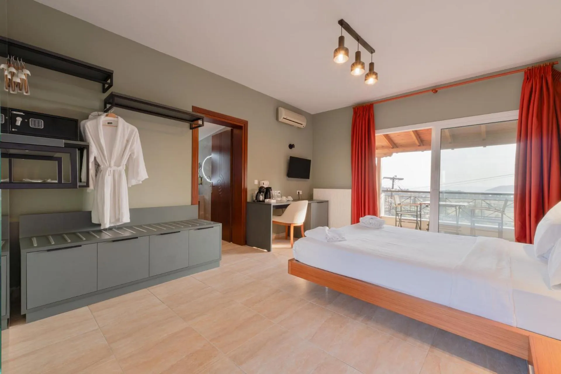 Bed in Kelyfos Hotel