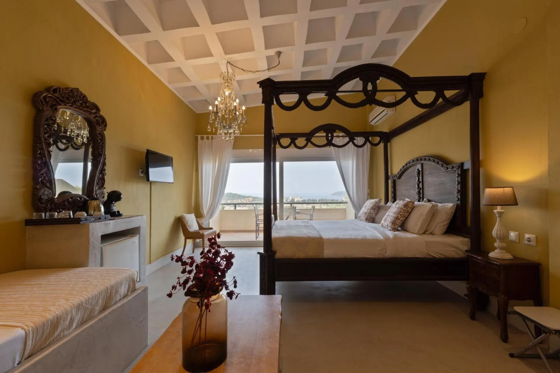 Bed in Kelyfos Hotel