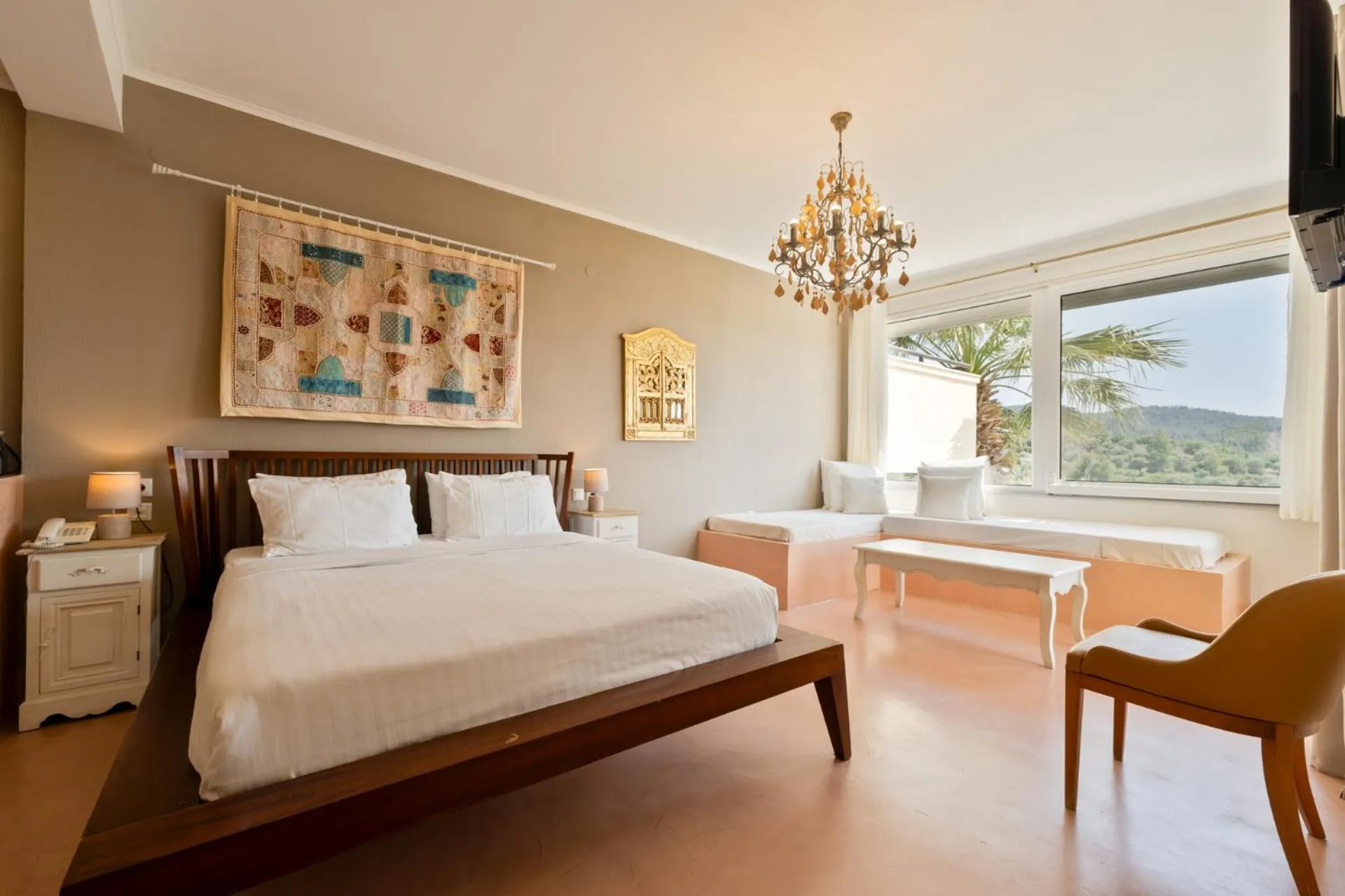 Bed in Kelyfos Hotel