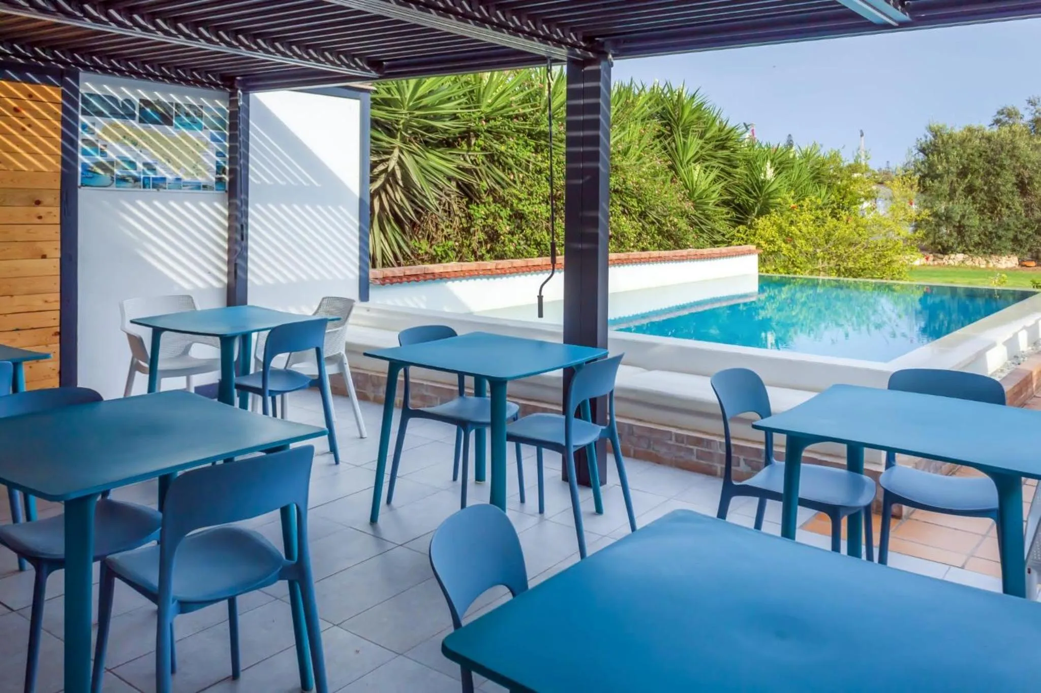 Dining area in bolinajazz