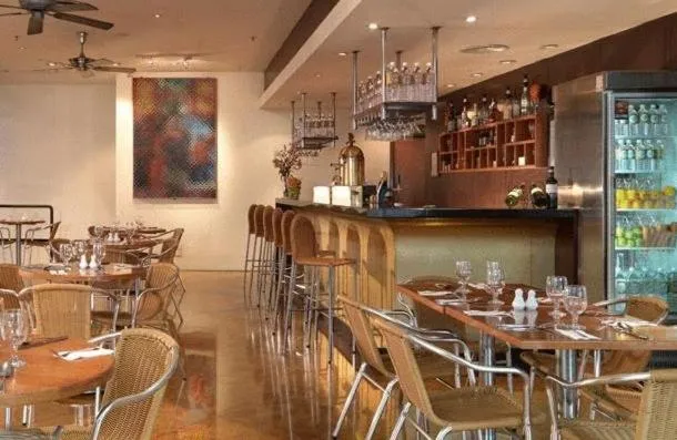 Restaurant/places to eat in Hotel Capitol Kuala Lumpur