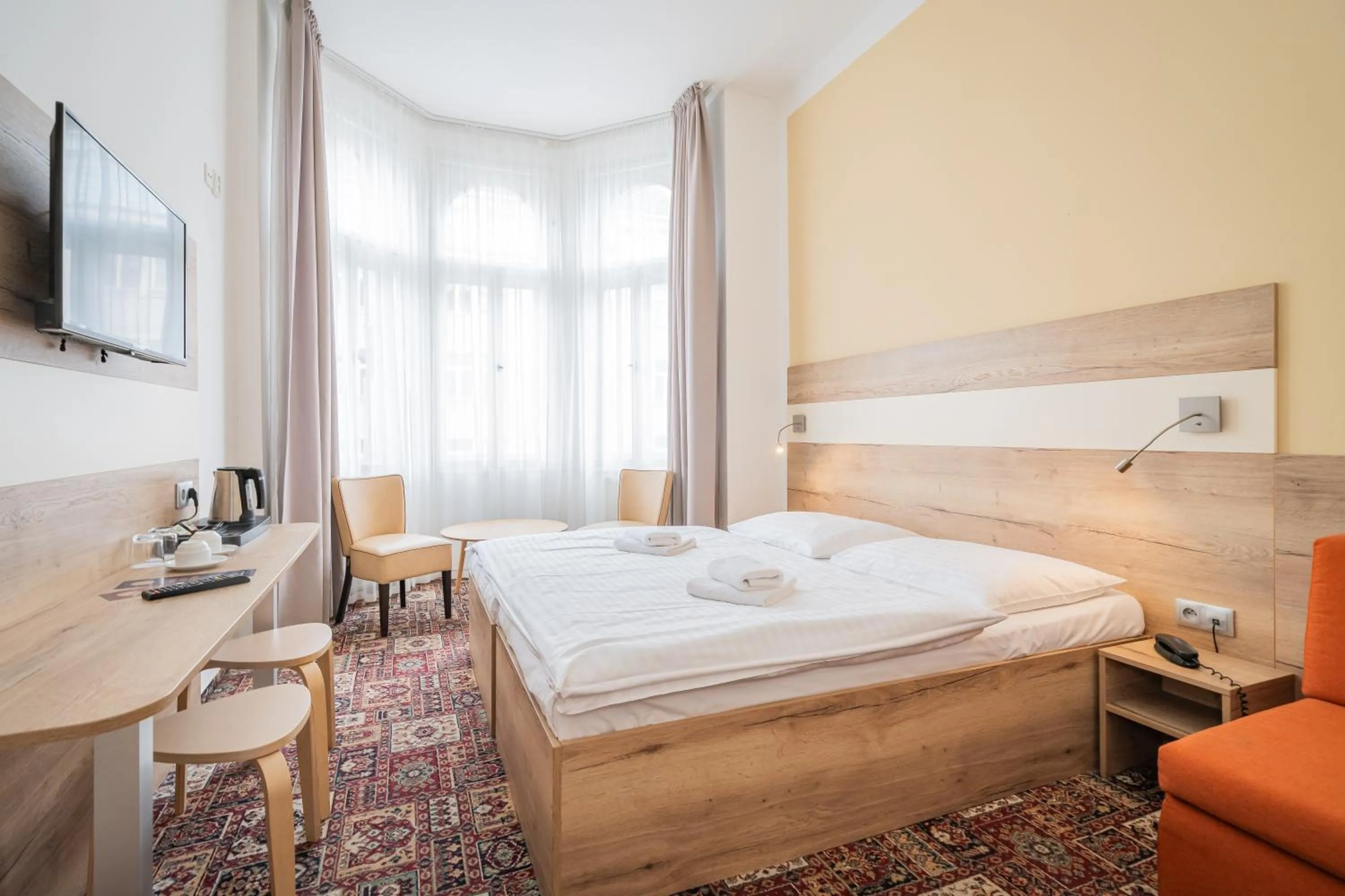 TV and multimedia, Bed in City Centre