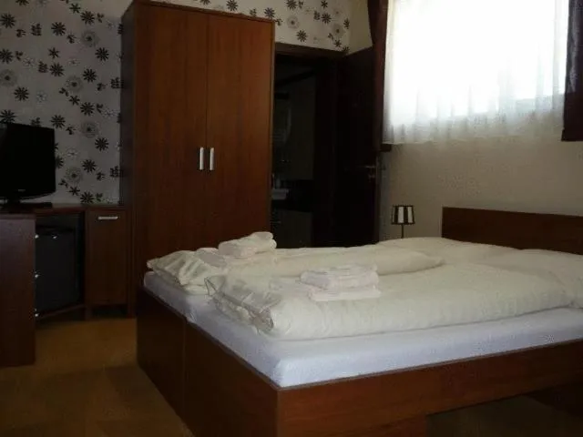 Bed in Hotel Galanta