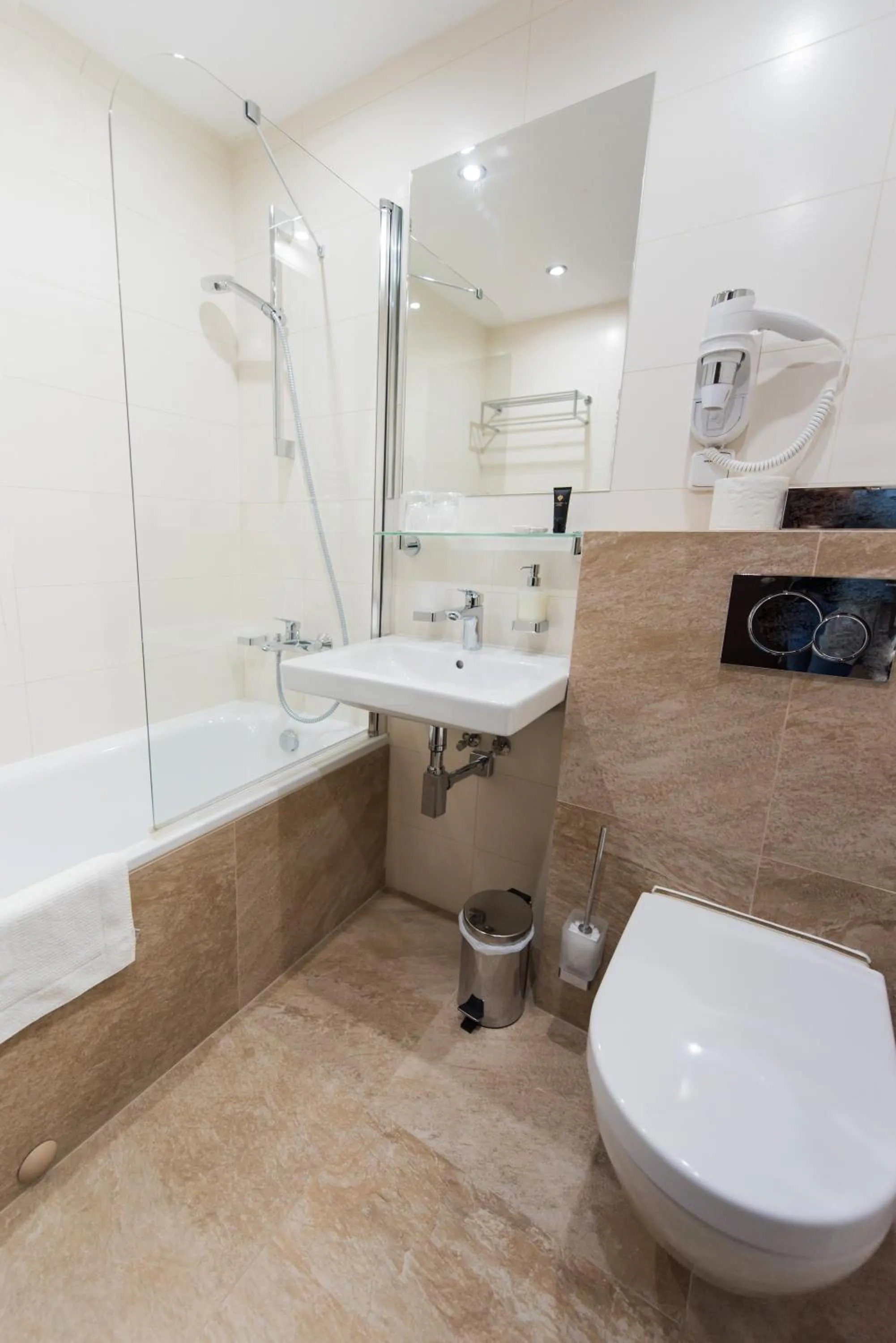 Bathroom in Hotel Galanta