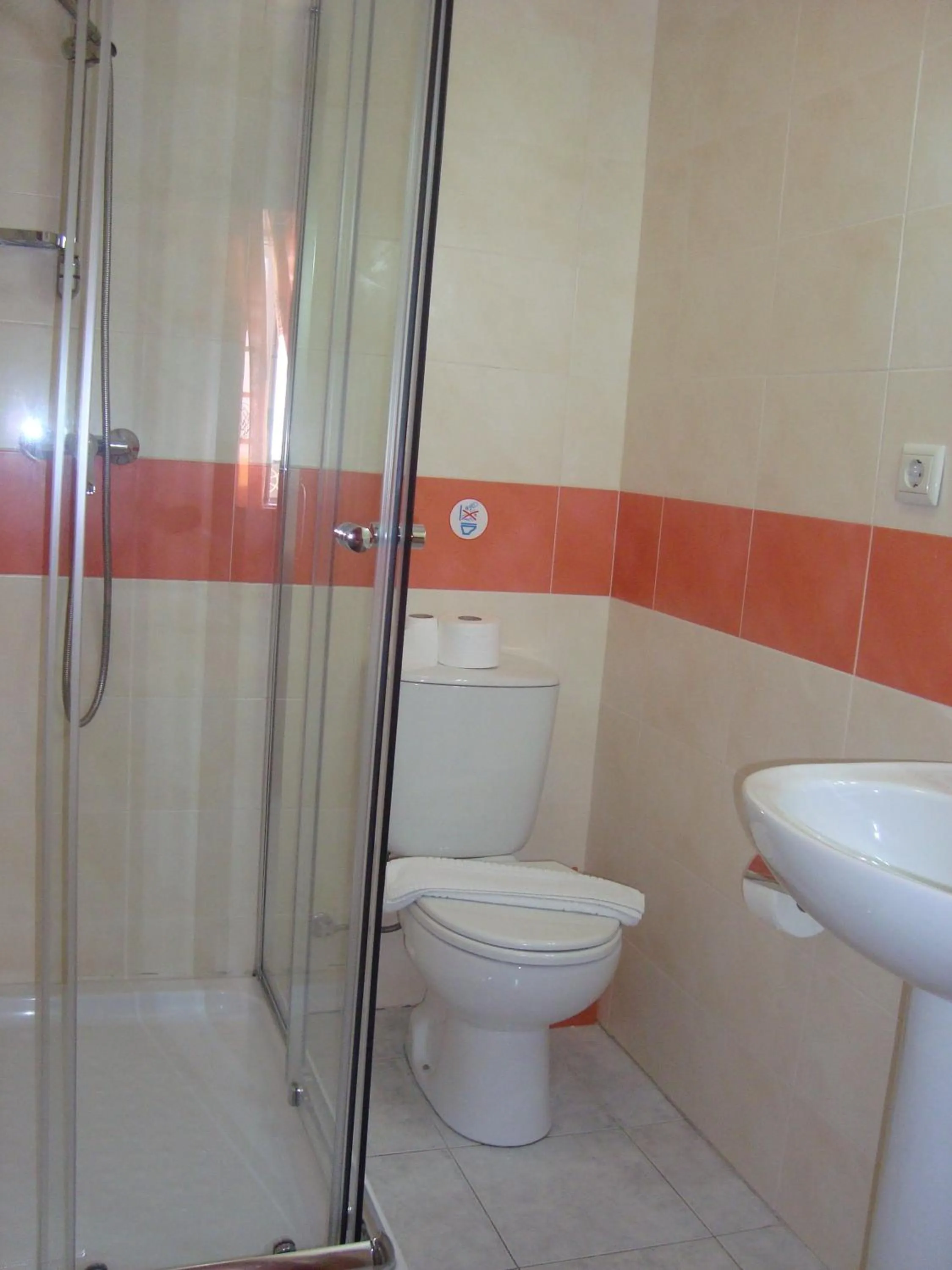 Bathroom in Hospedaria 5 Bicas