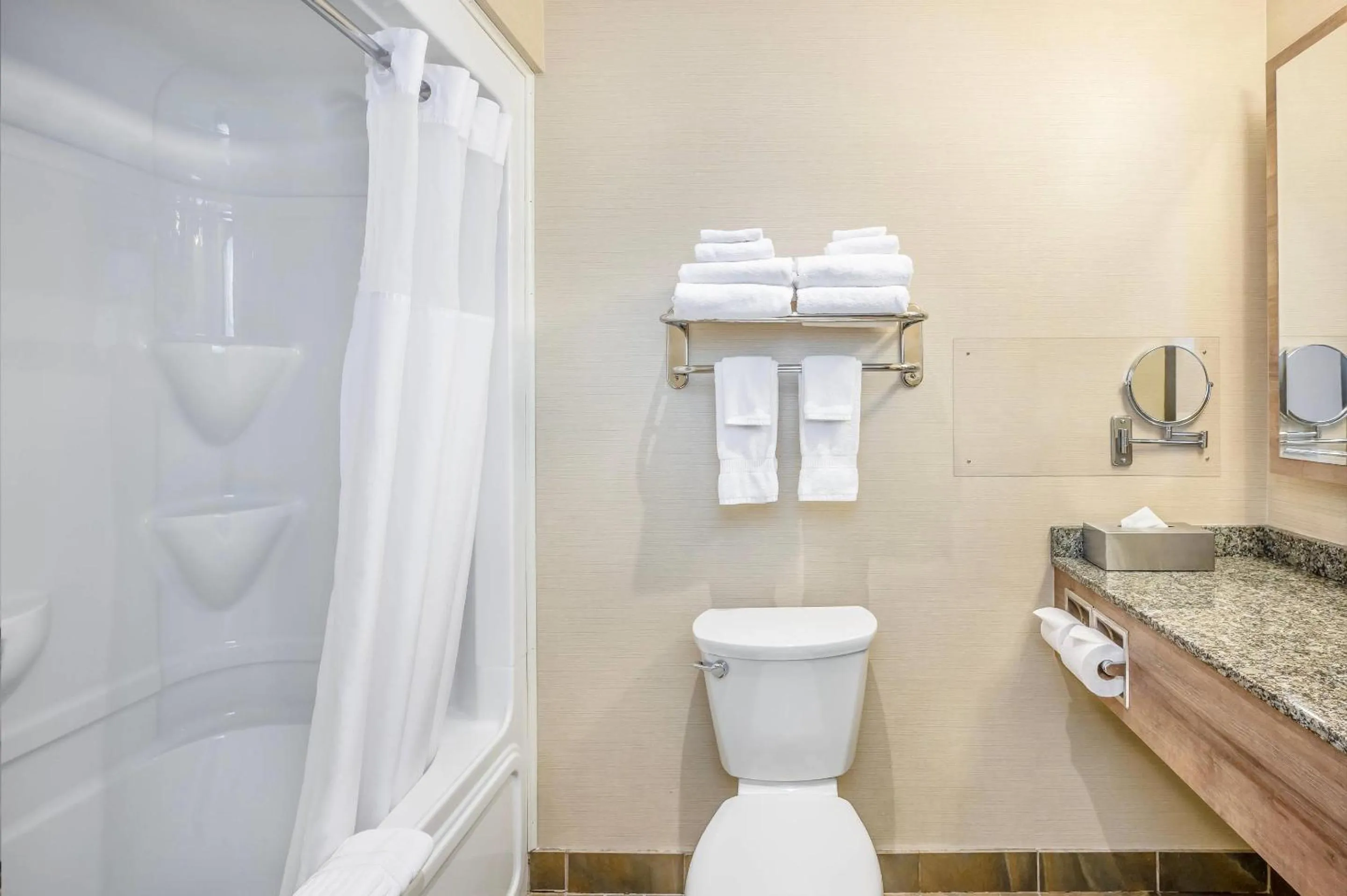 Bedroom in Quality Suites