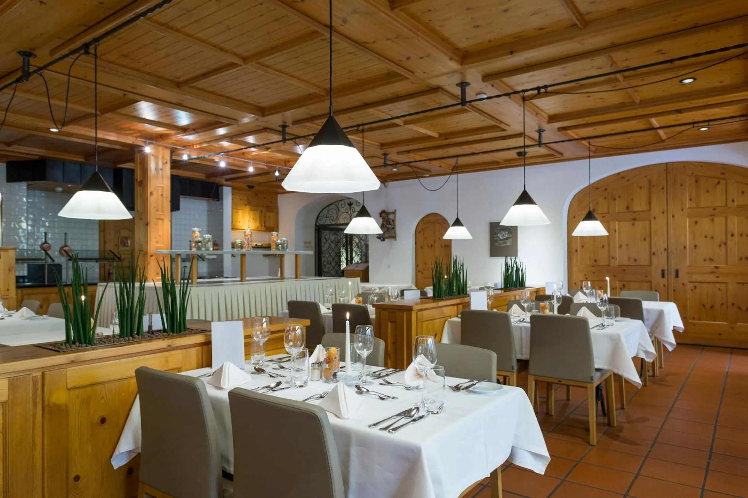 Restaurant/places to eat in Hotel Laaxerhof
