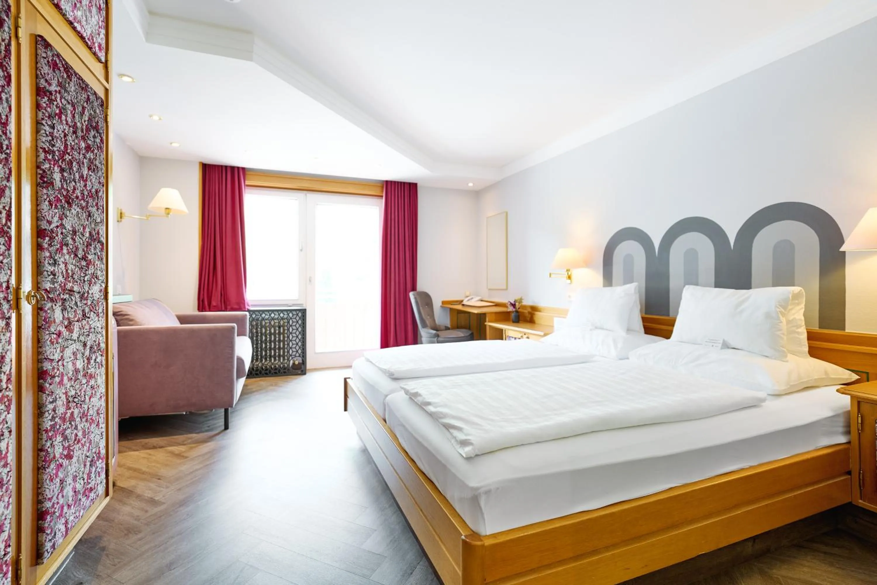 Double Room in Hotel Alpina