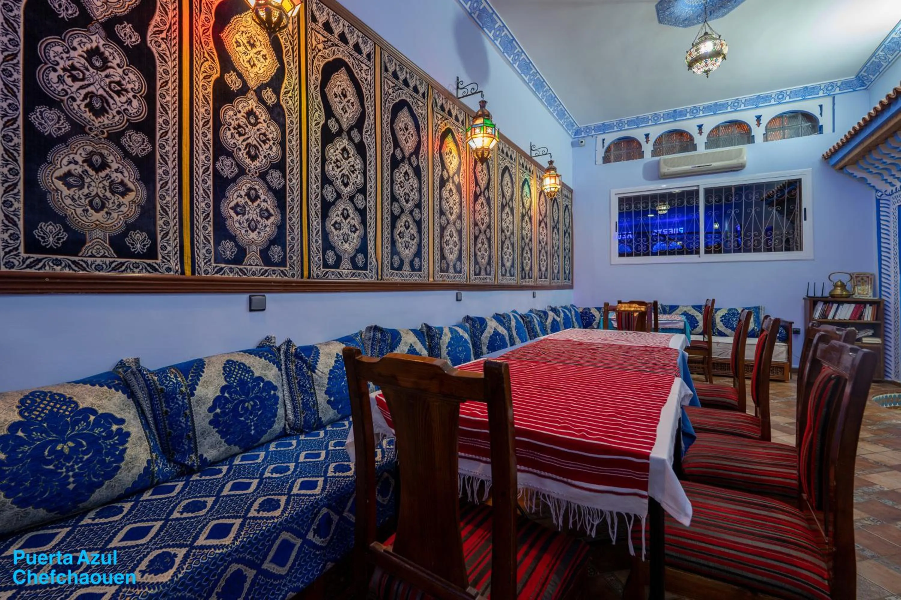 Restaurant/places to eat in Puerta Azul