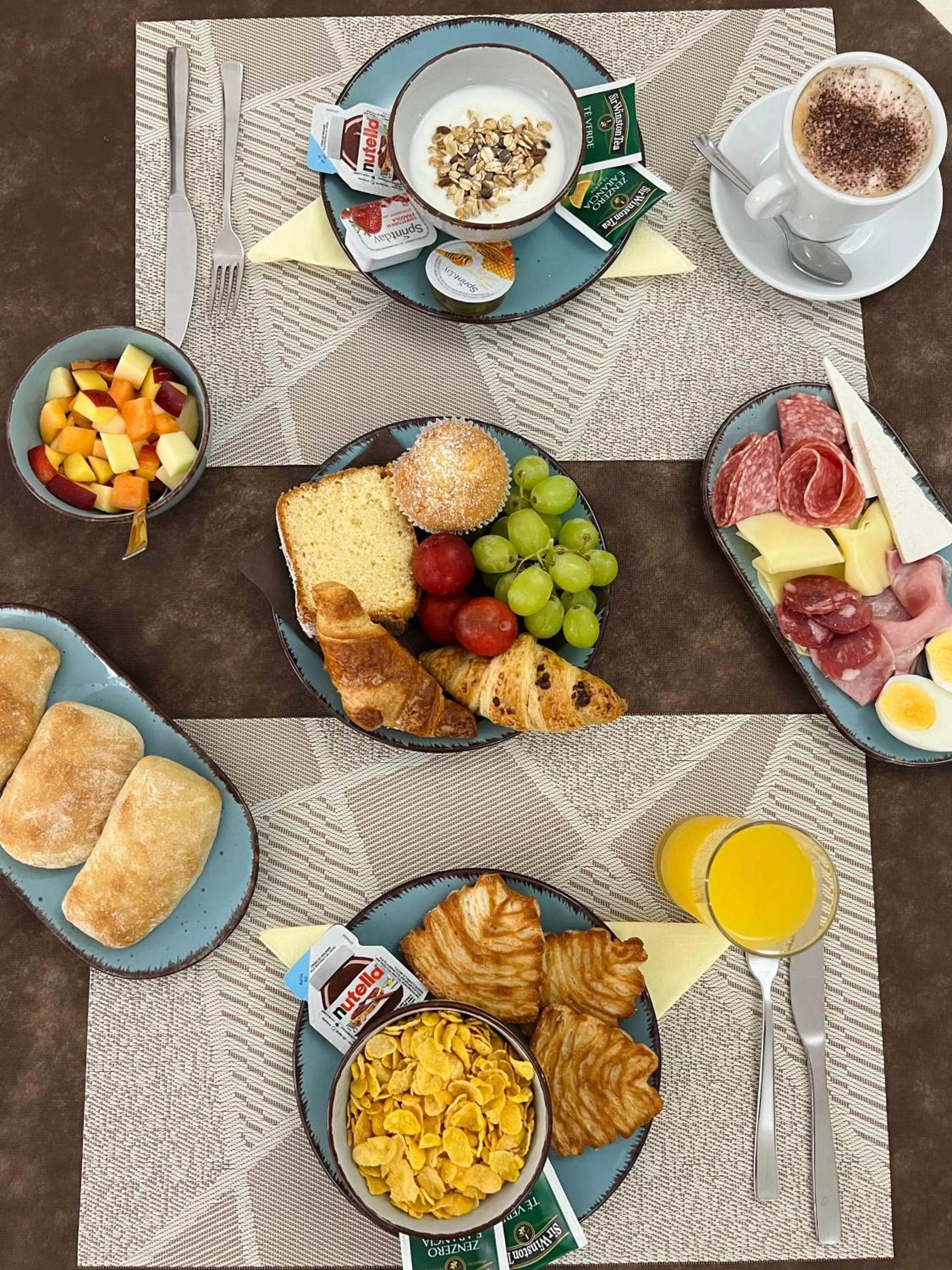 Food and drinks in Bosa Queen House