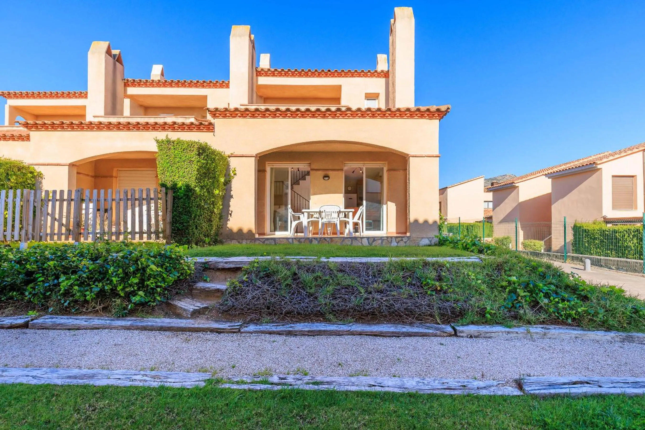 Property building in Rentalmar Brisas