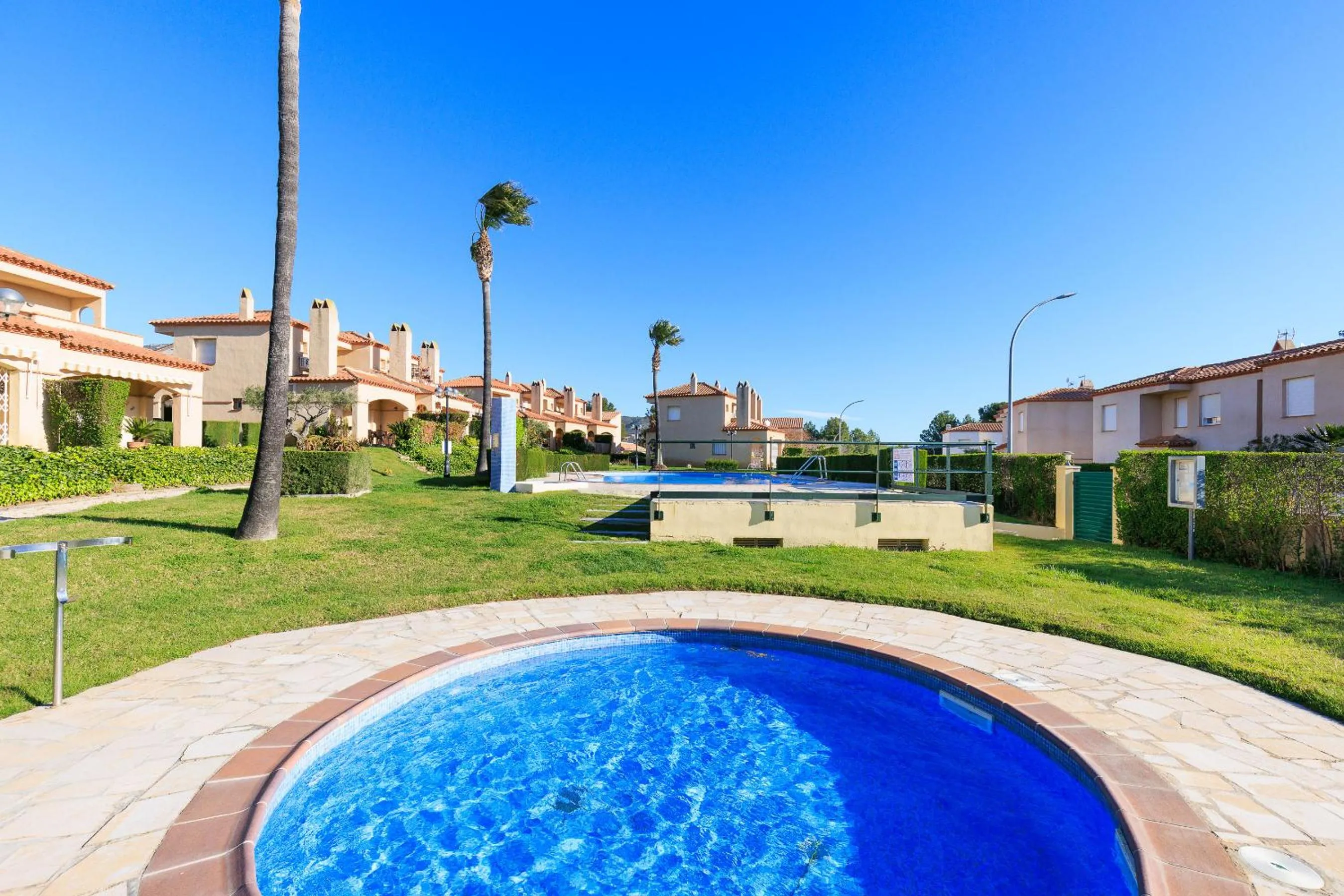 Swimming pool in Rentalmar Brisas