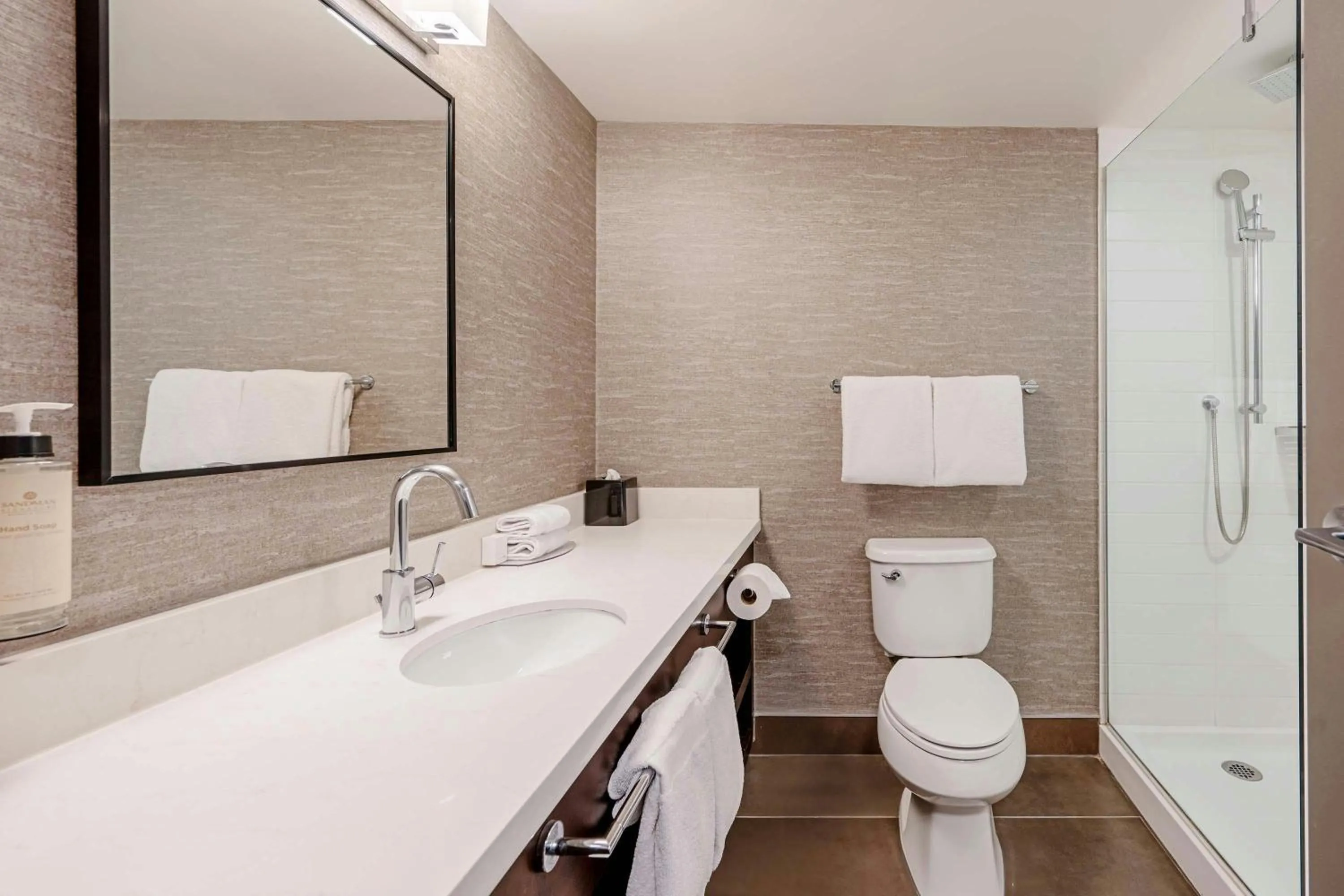 Bathroom in Sandman Signature Mississauga Hotel