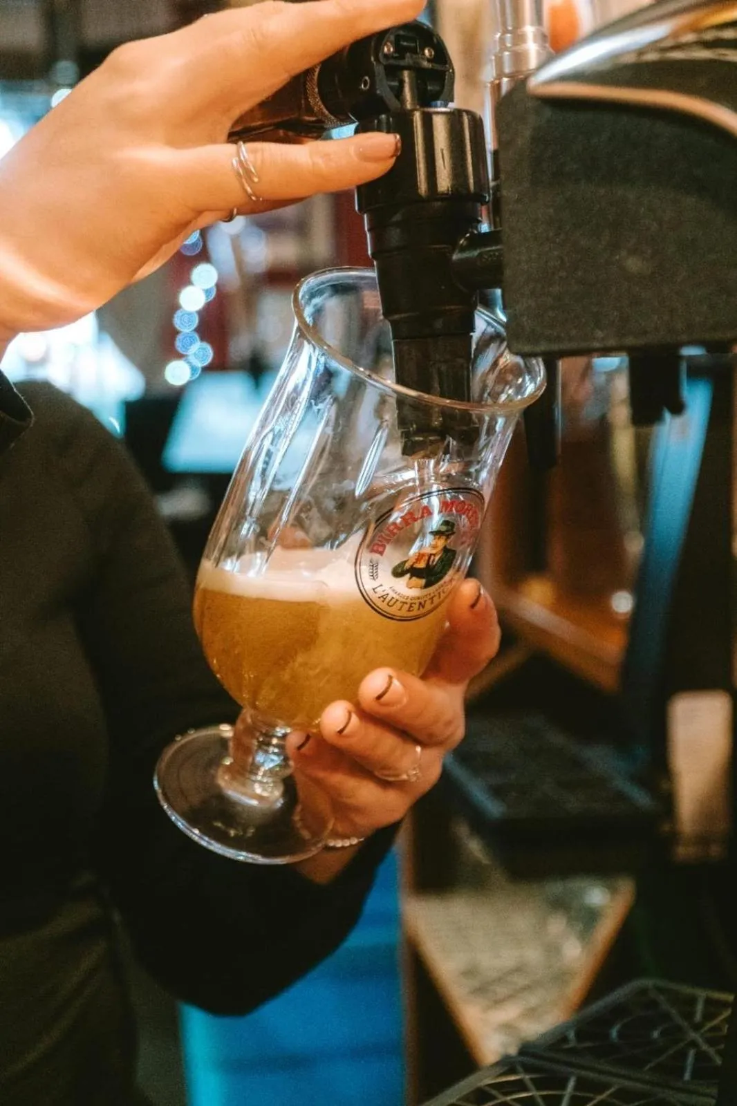 Lounge or bar in The White House Inn - Whitby