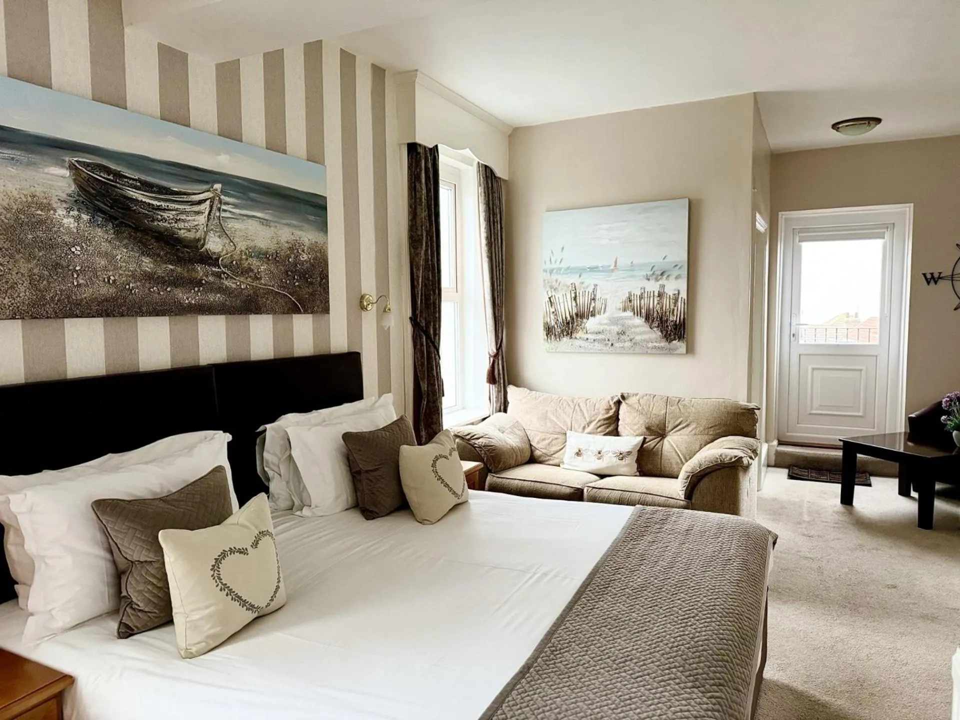 Bed in The White House Inn - Whitby