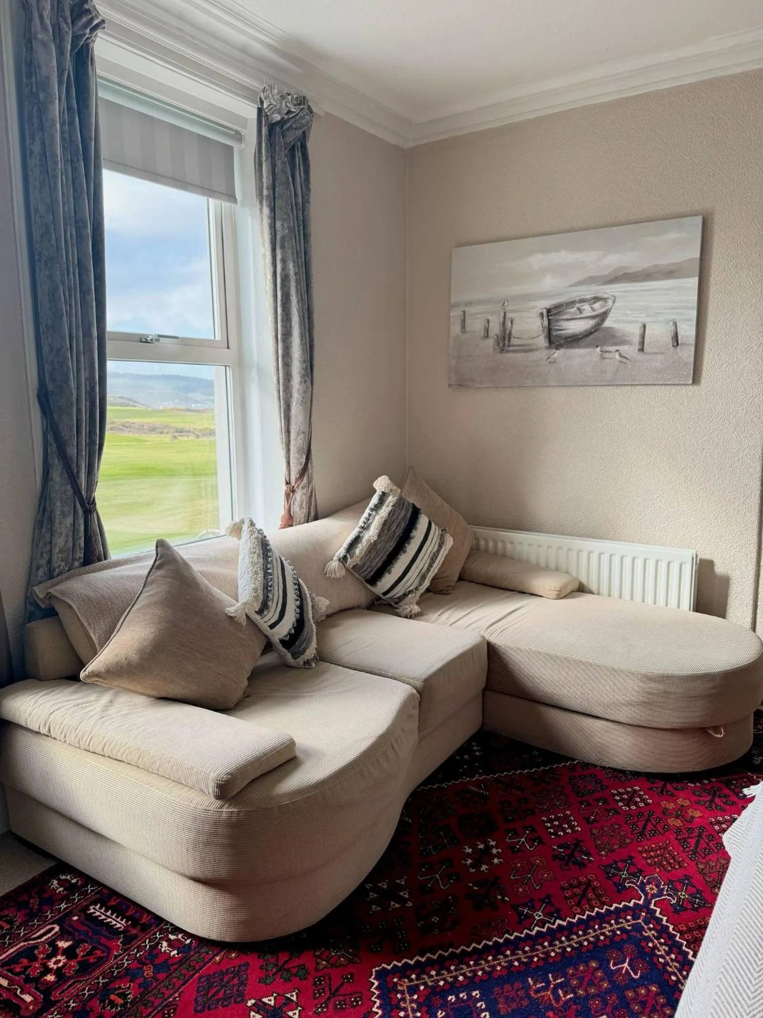 Seating area in The White House Inn - Whitby