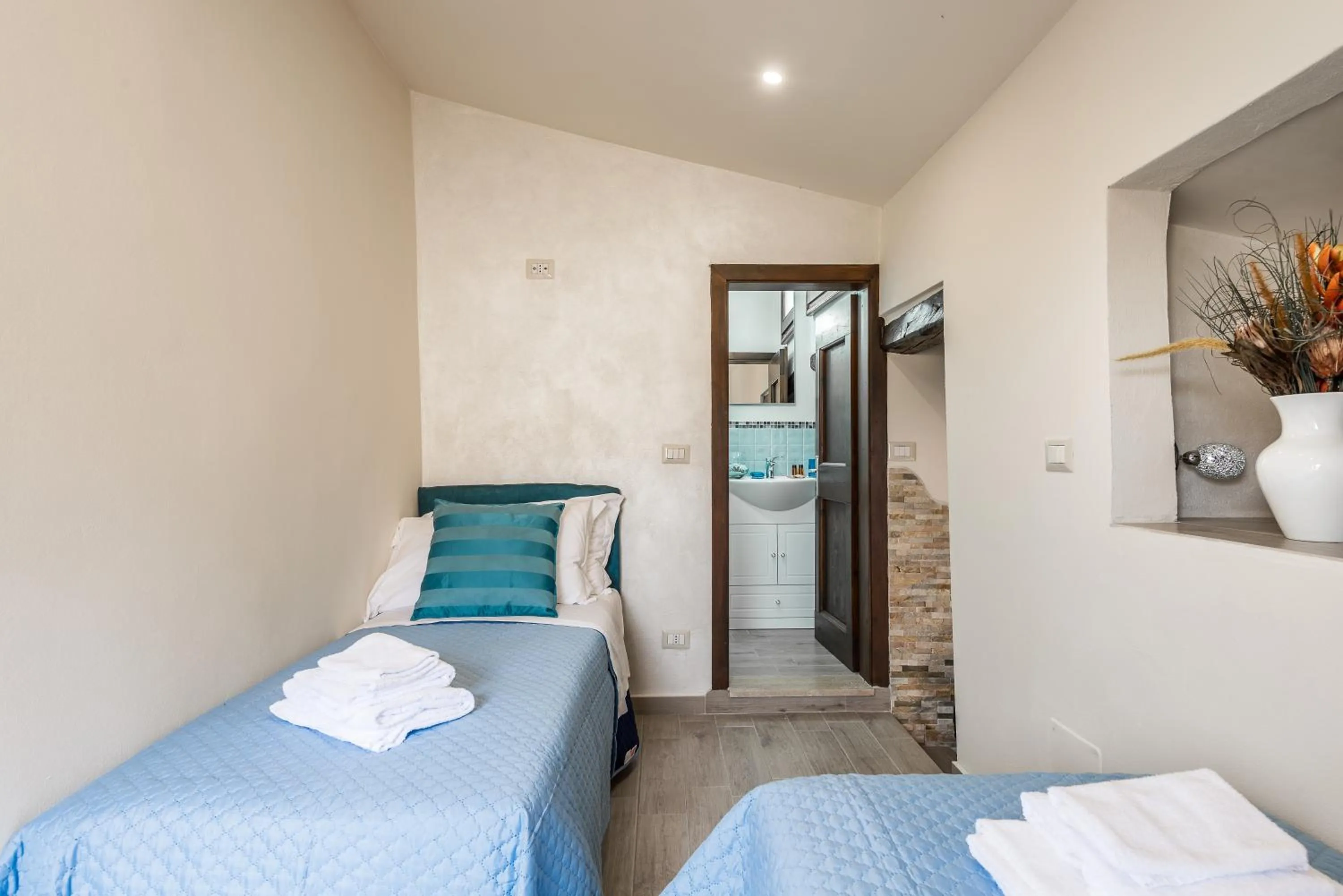 Bathroom, Bed in Dreamy Guelfa by Mmega