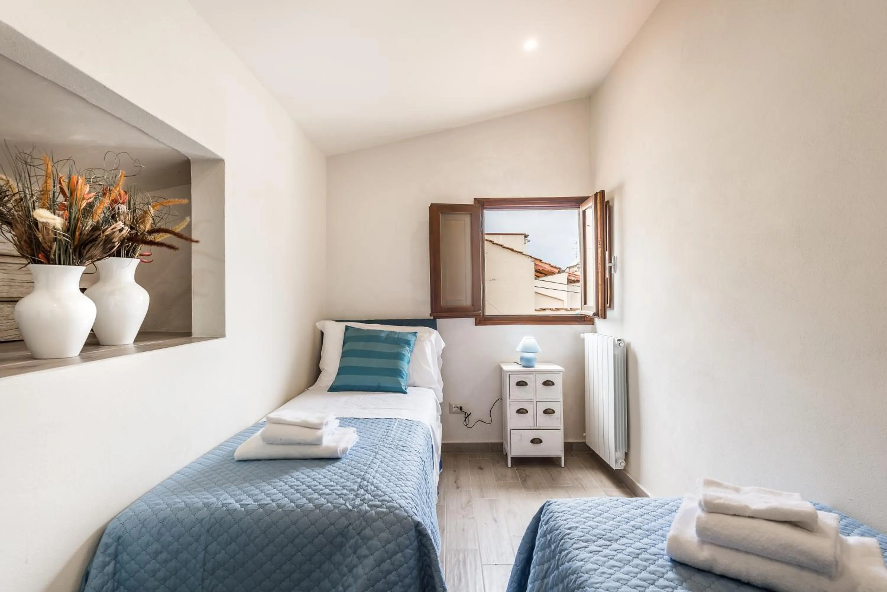 Bedroom, Bed in Dreamy Guelfa by Mmega