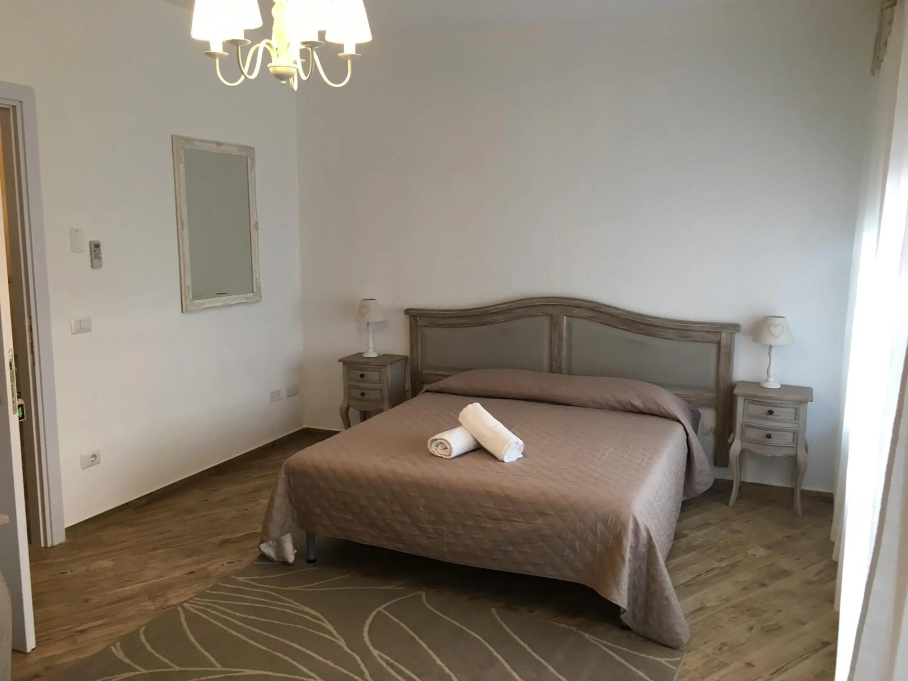 Bed in City Garden Guest House