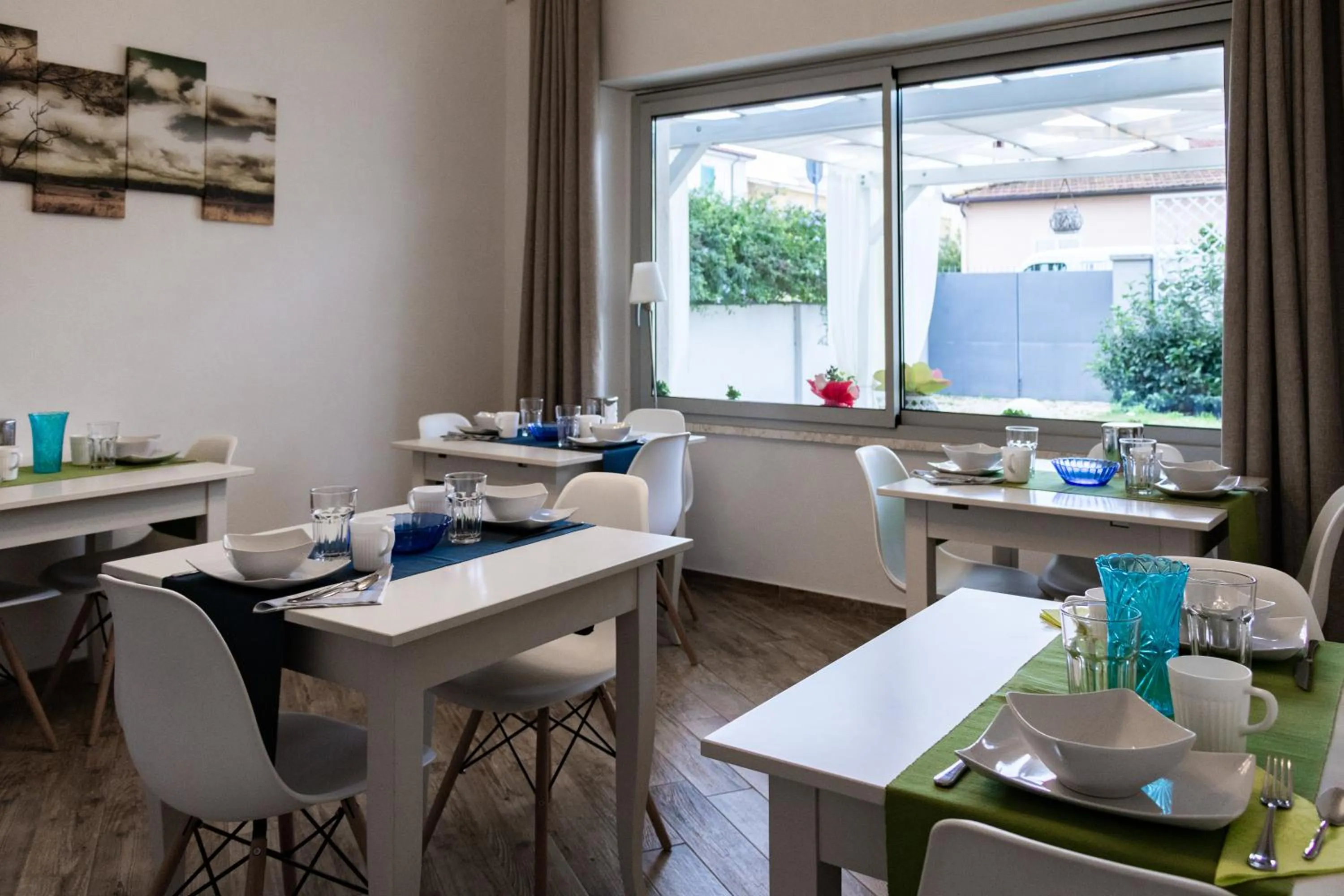 Breakfast in City Garden Guest House