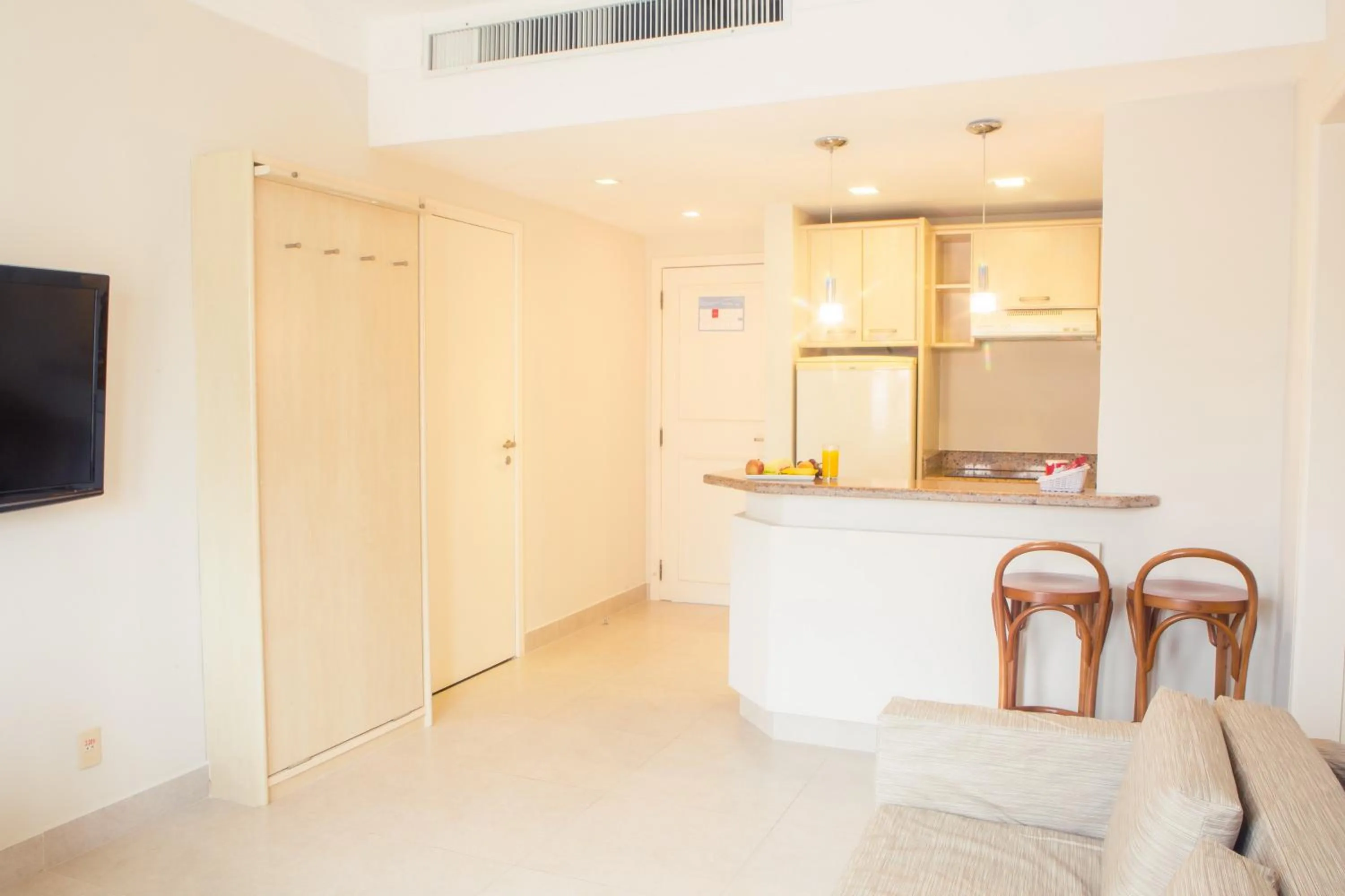 Kitchen or kitchenette in Hotel Jurerê Beach Village - OFICIAL