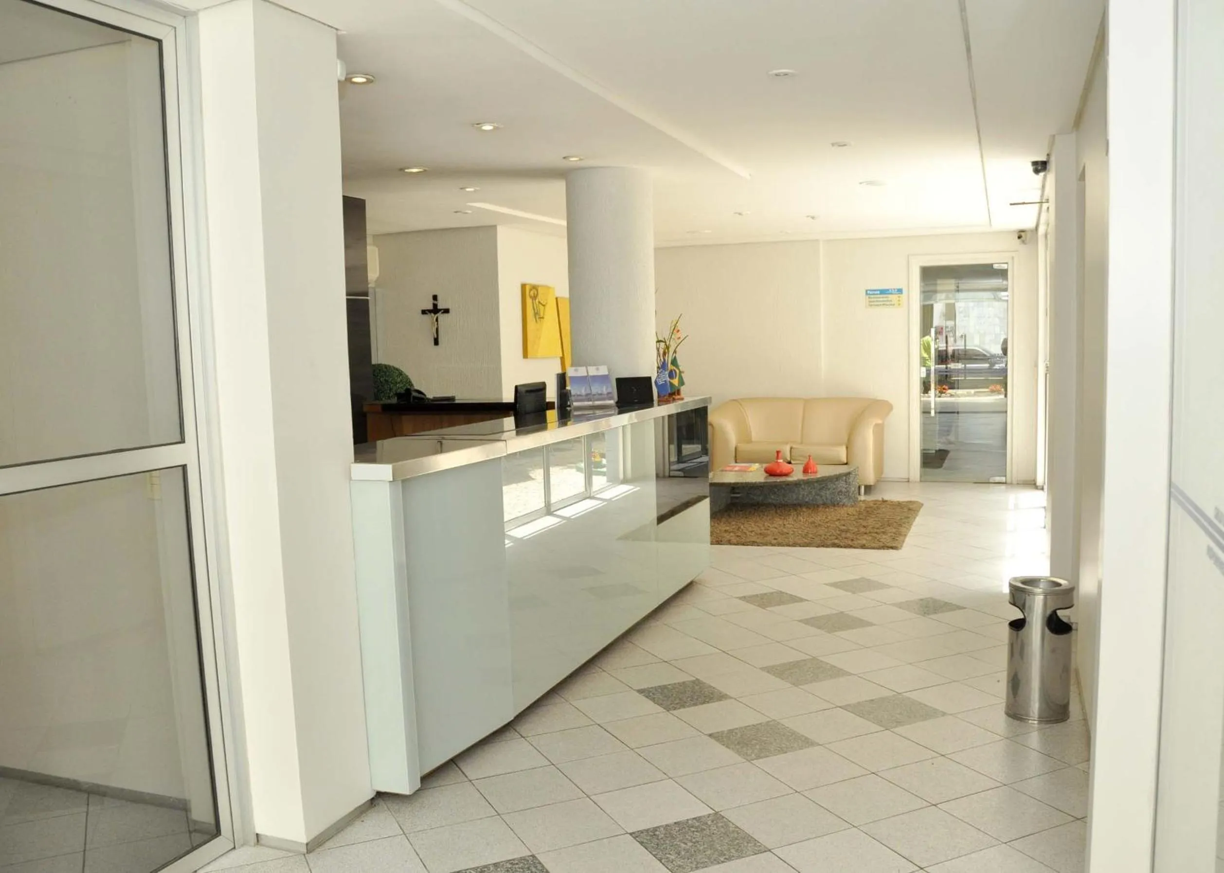 Lobby or reception in Vila Azul Praia Hotel