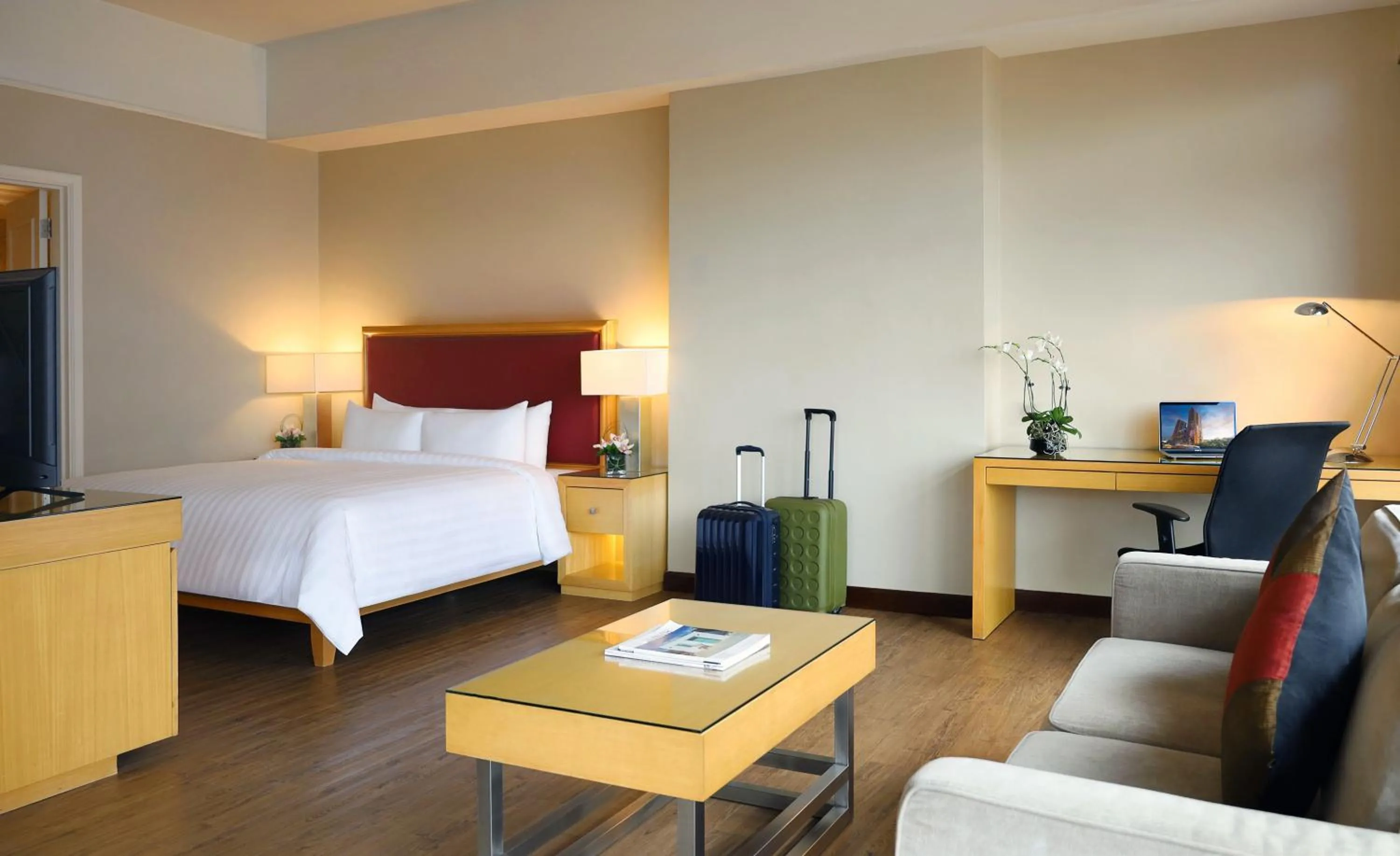 Bedroom, Bed in Berjaya Times Square Hotel, Kuala Lumpur