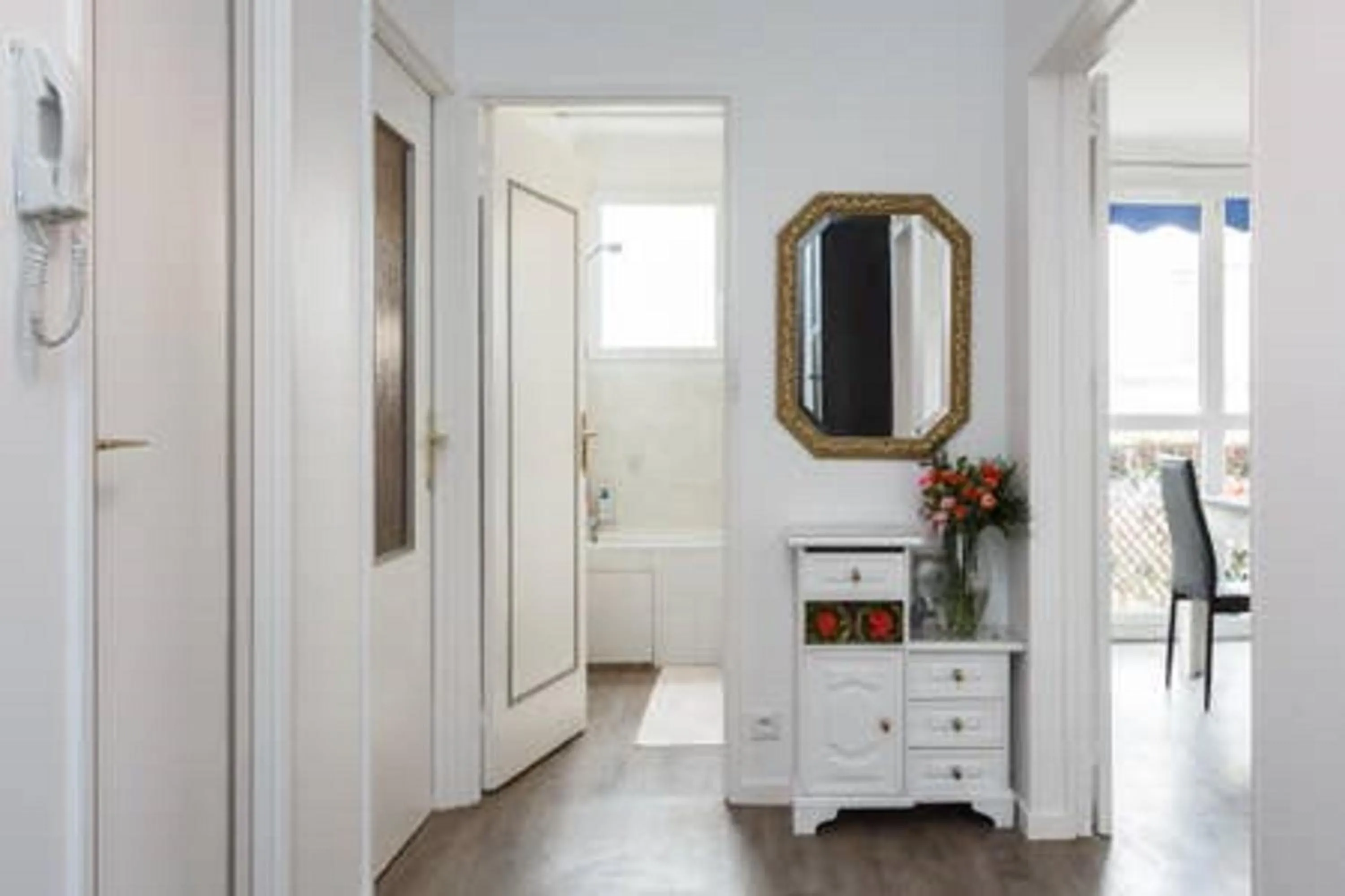 REFAIT A NEUF Appartement proche de Paris