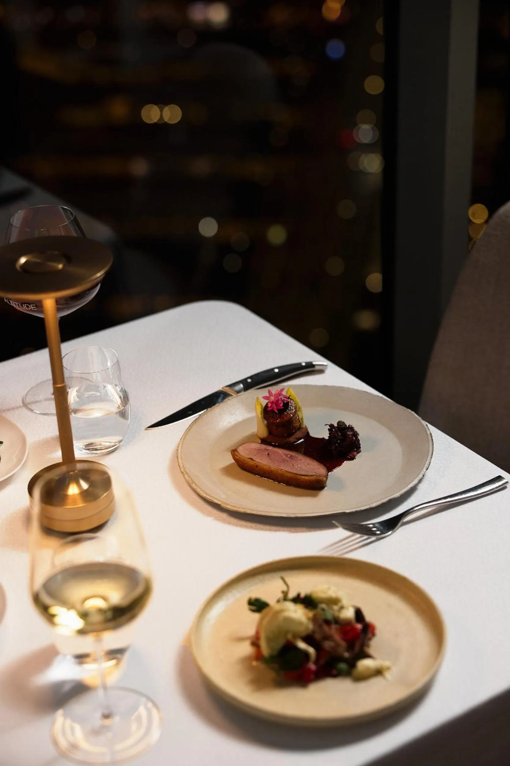 Restaurant/places to eat in Shangri-La Sydney