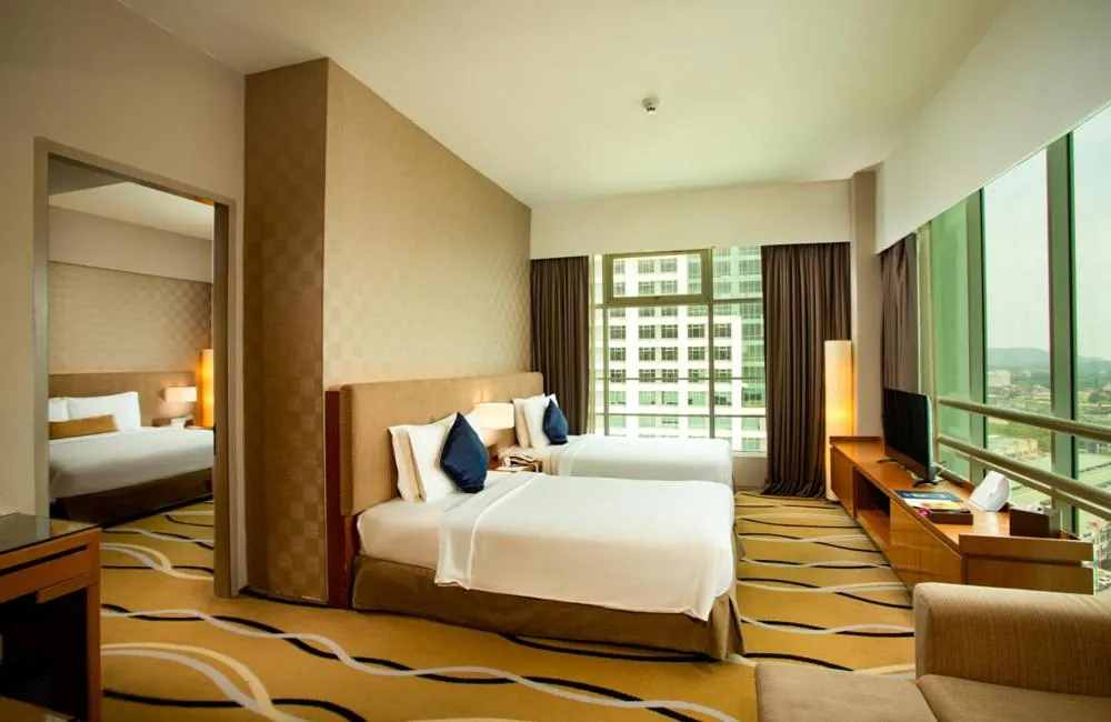 Photo of the whole room, Bed in Zenith Hotel Kuantan