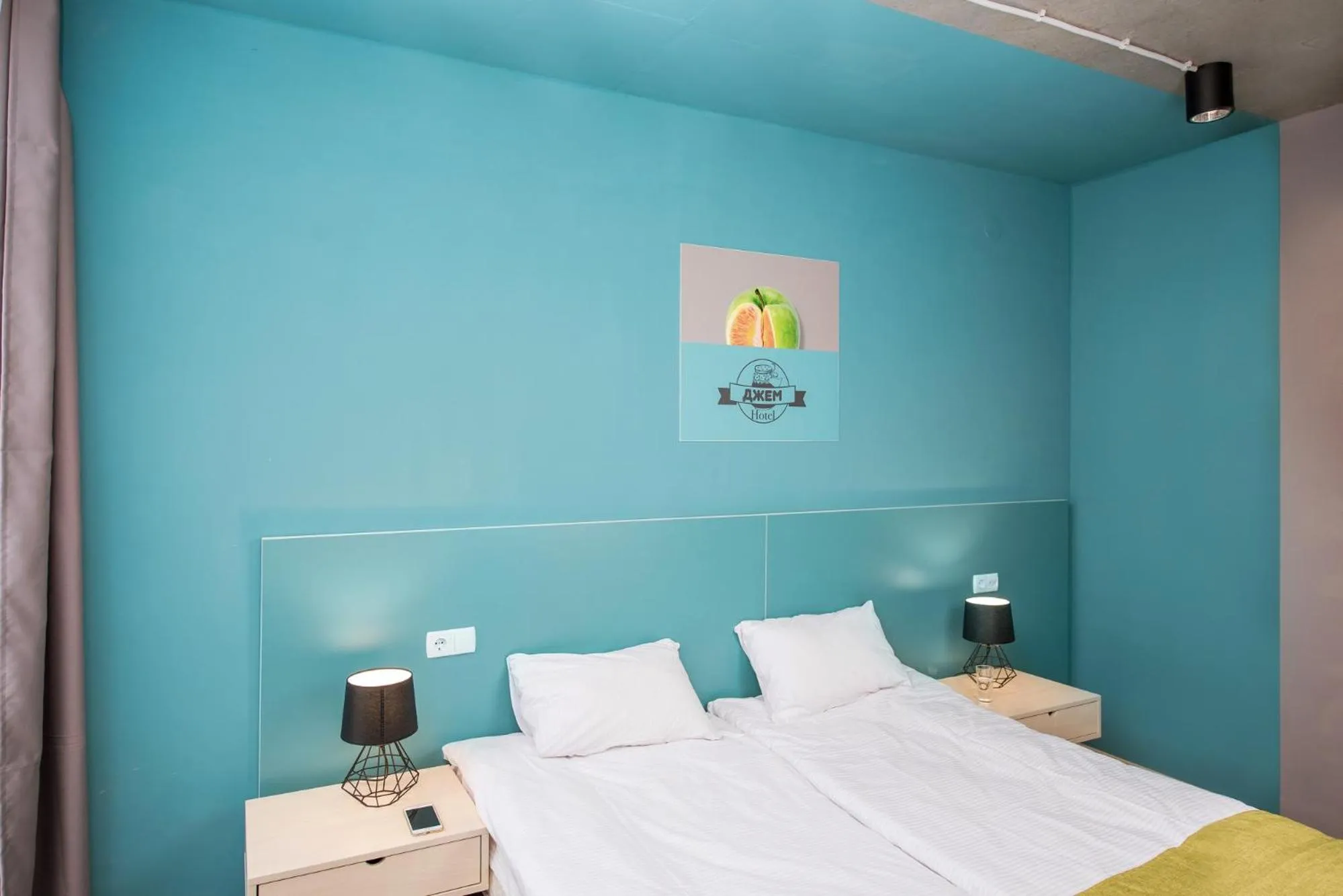 Photo of the whole room, Bed in Jam Hotel Hnatyuka