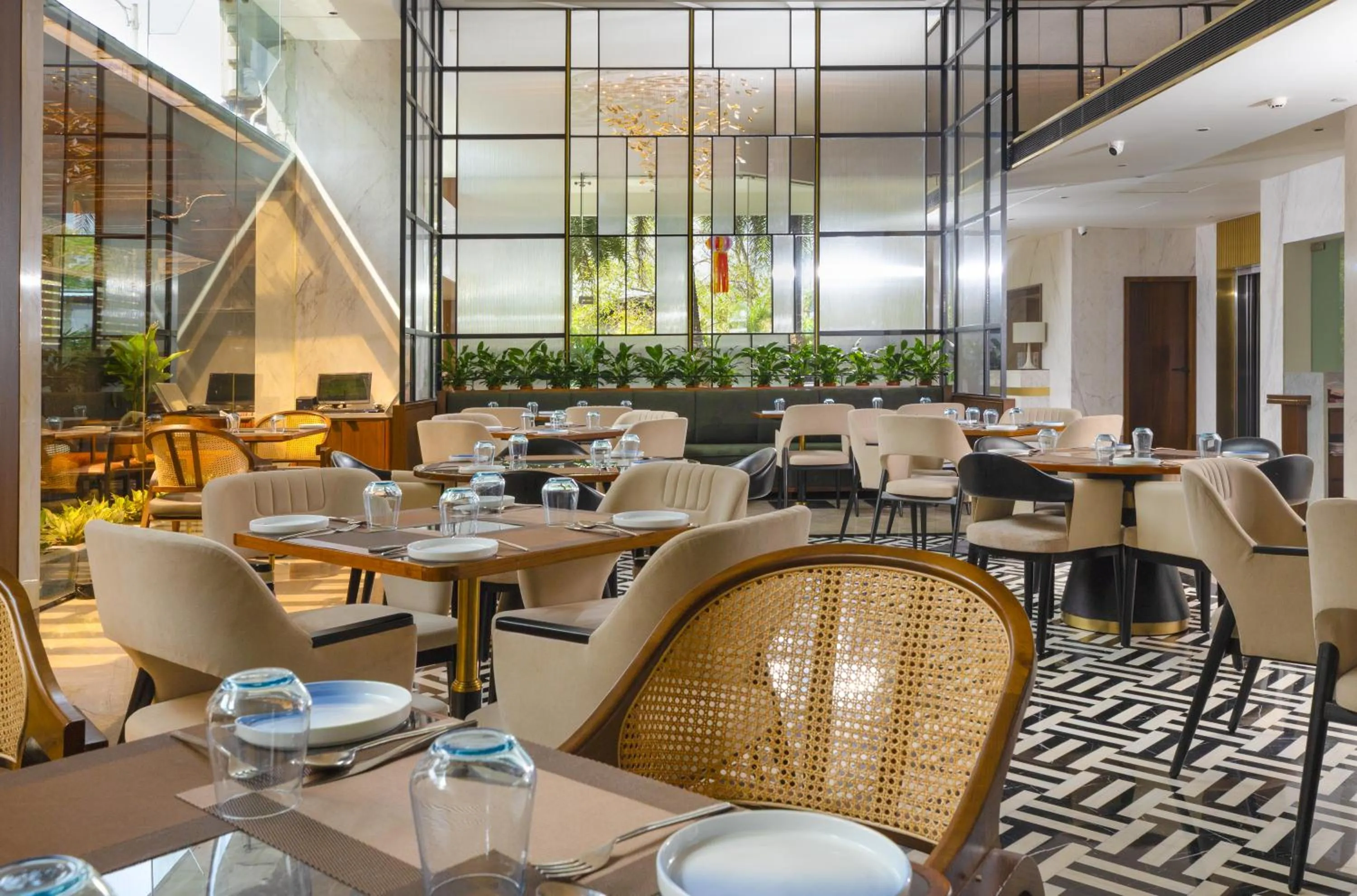 Restaurant/places to eat in Yogi Executive, Navi Mumbai