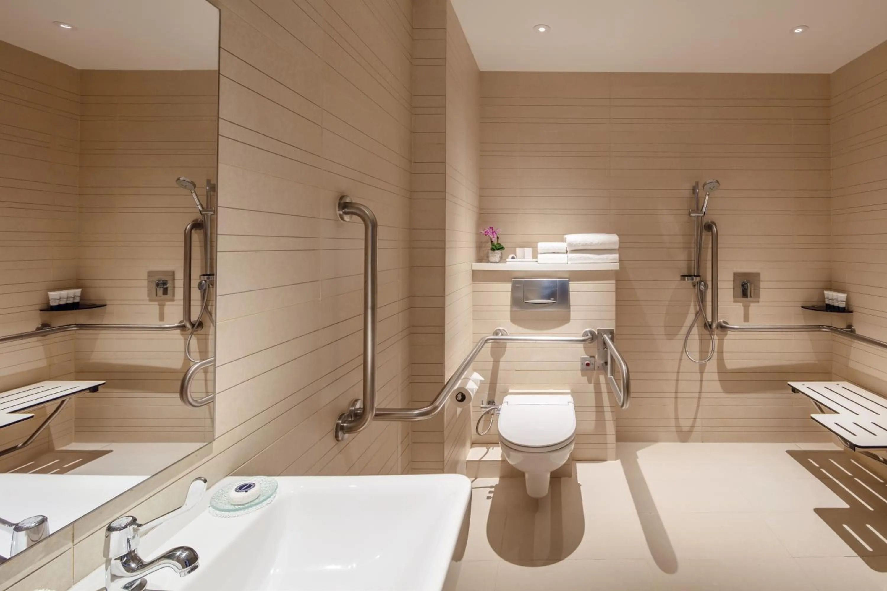 Bathroom in Pan Pacific Serviced Suites Orchard, Singapore