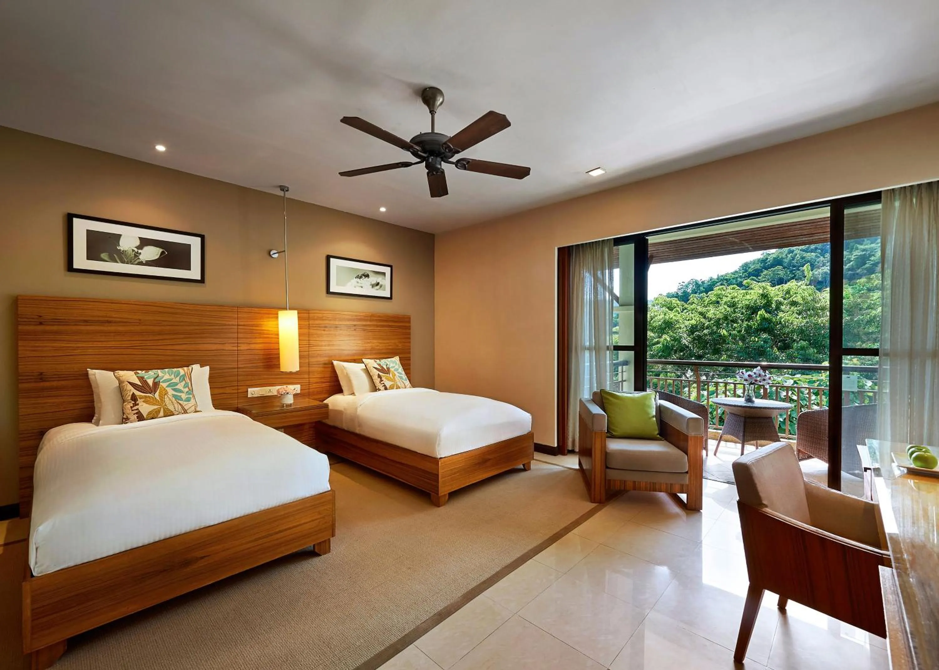 Bedroom, Bed in The Taaras Beach & Spa Resort