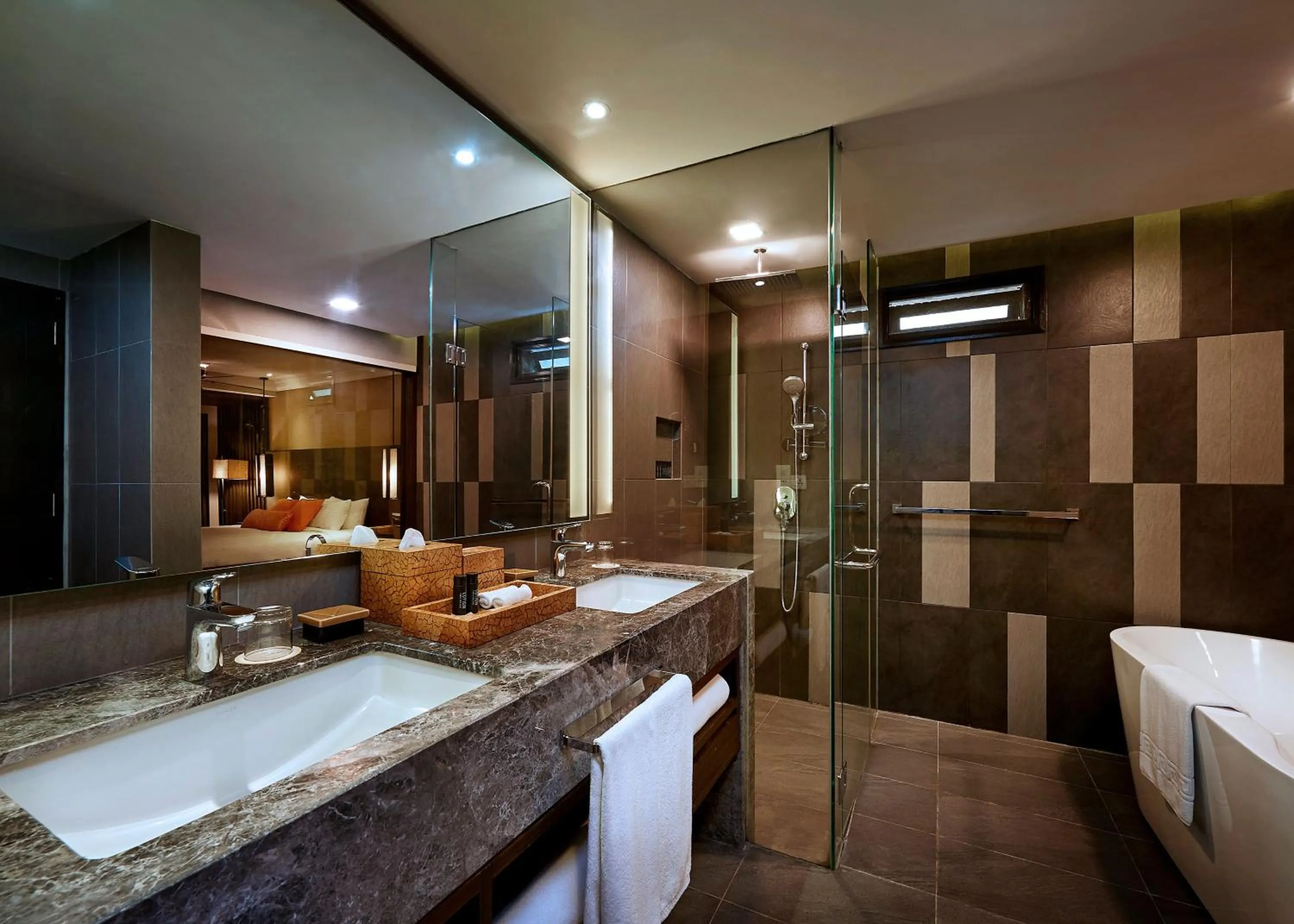 Bathroom in The Taaras Beach & Spa Resort