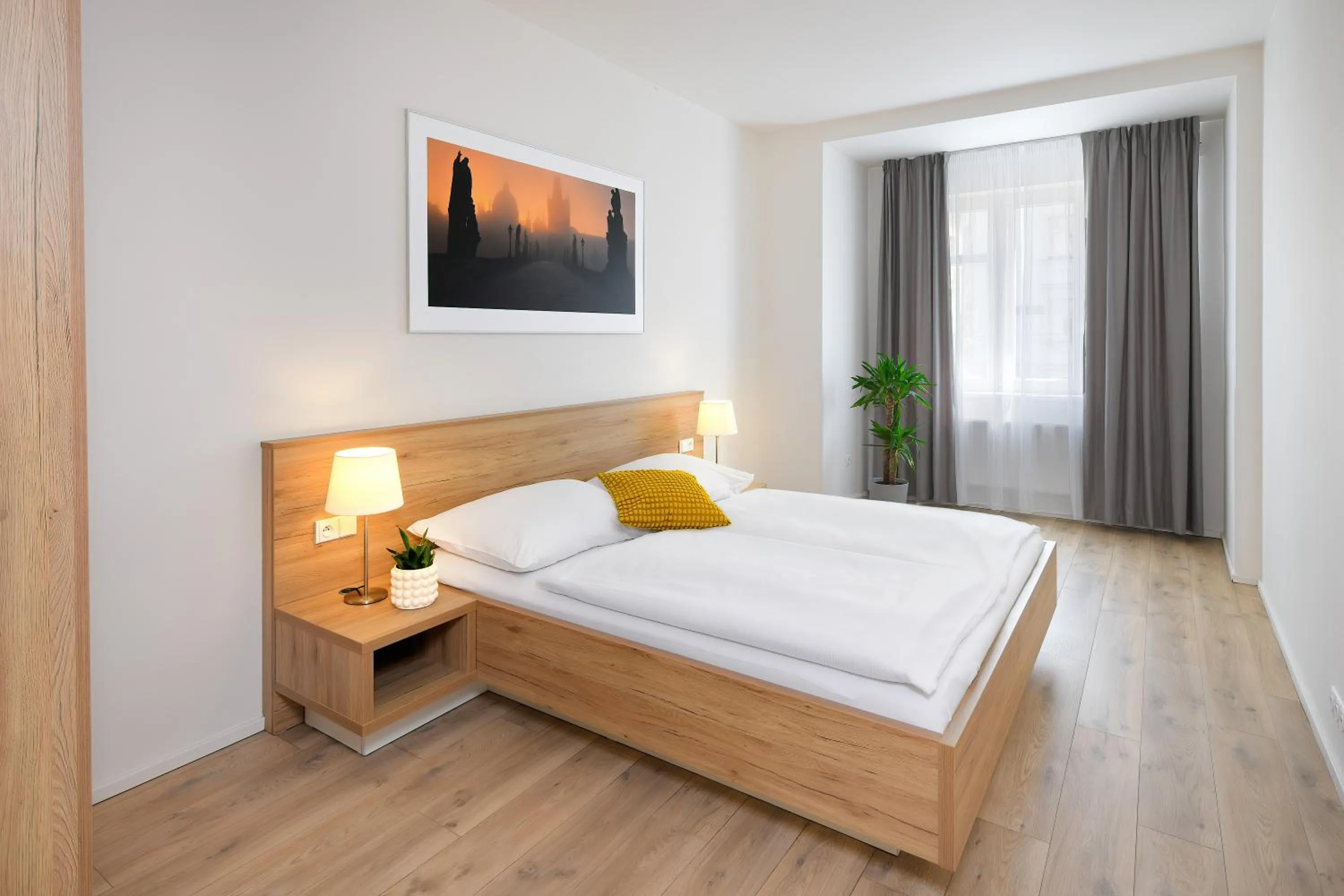 Bed in DownTown Suites Belohorska