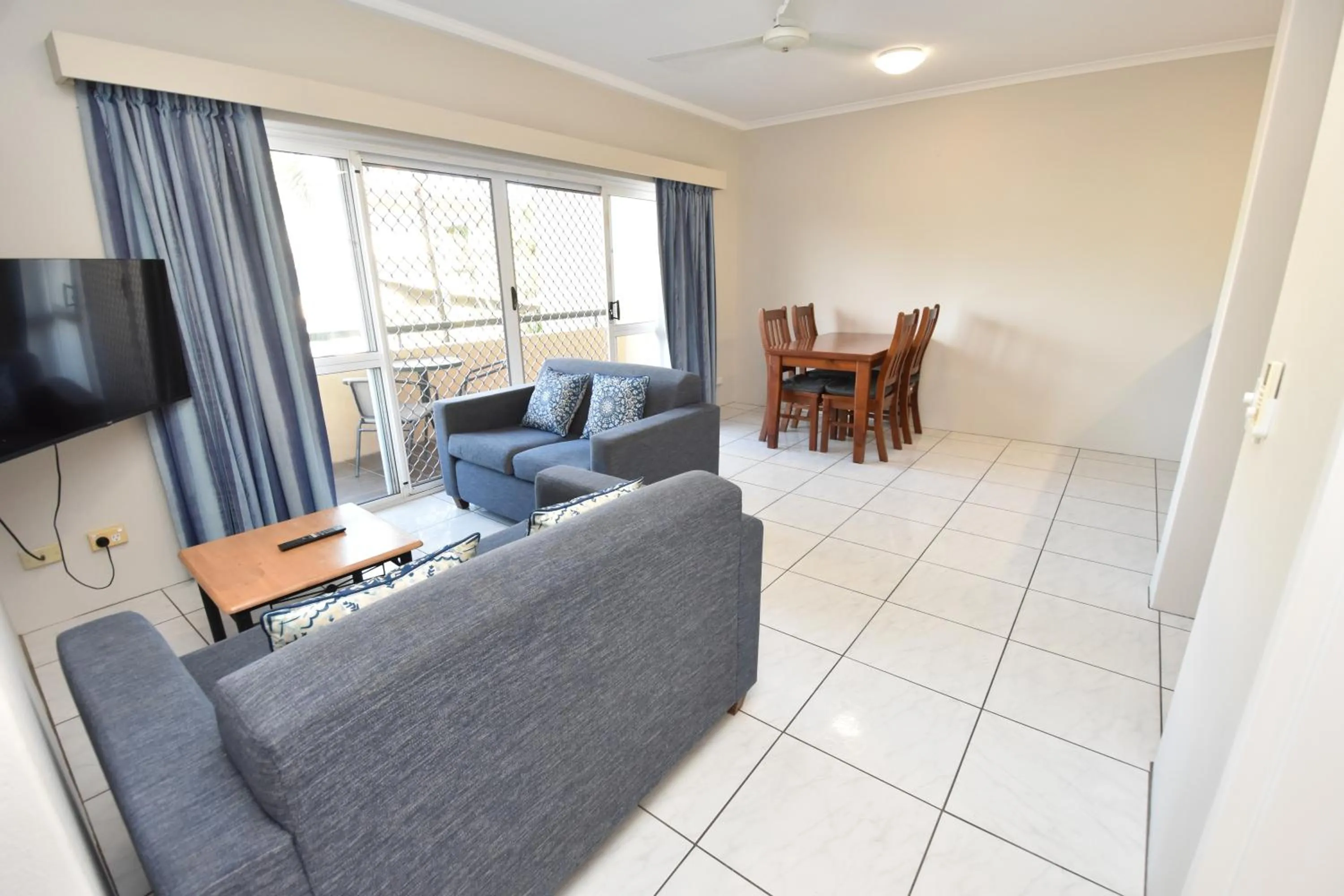 Tradewinds McLeod Holiday Apartments