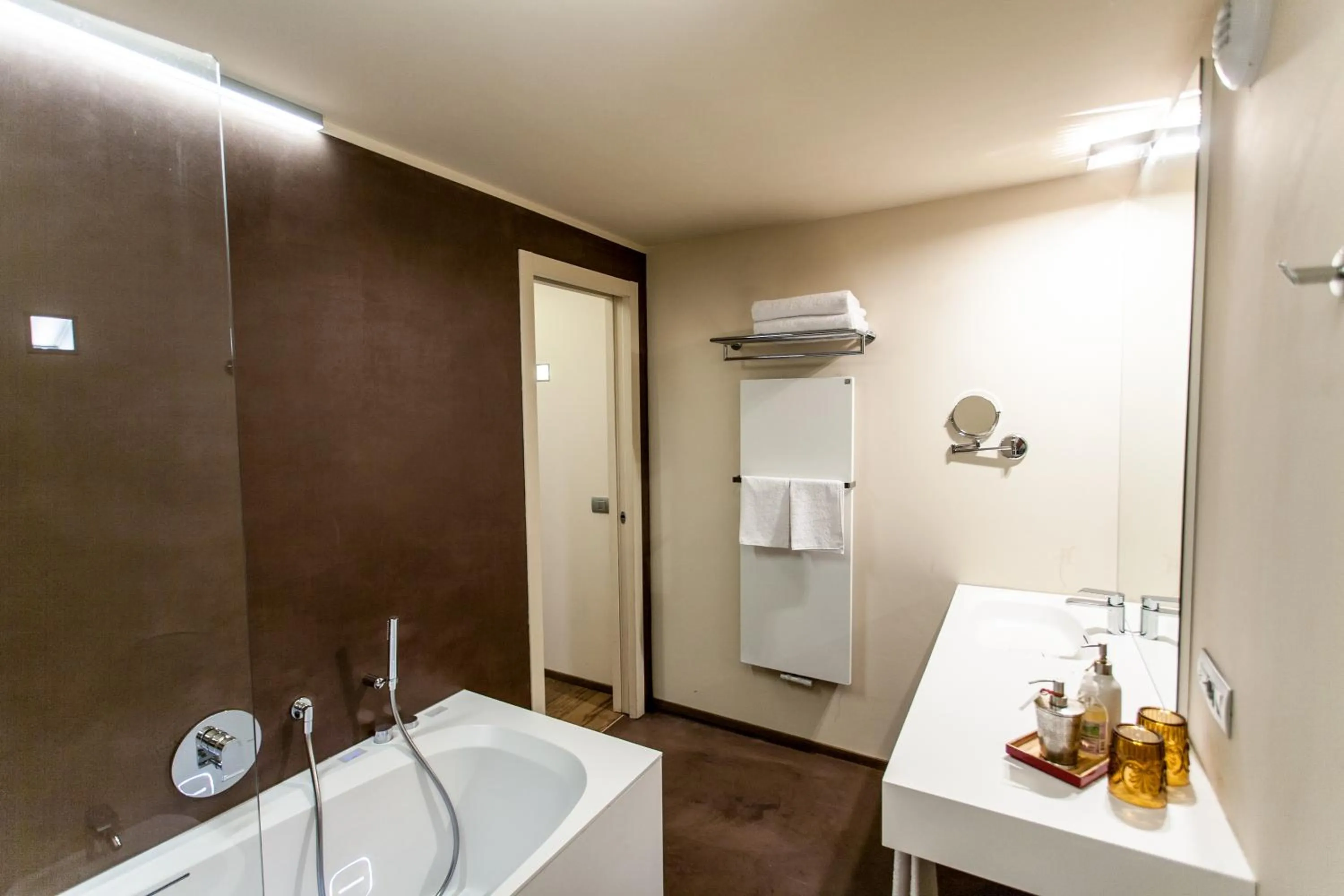 Bathroom in Chalet Eden Eco Hotel, Restaurant & Wellness