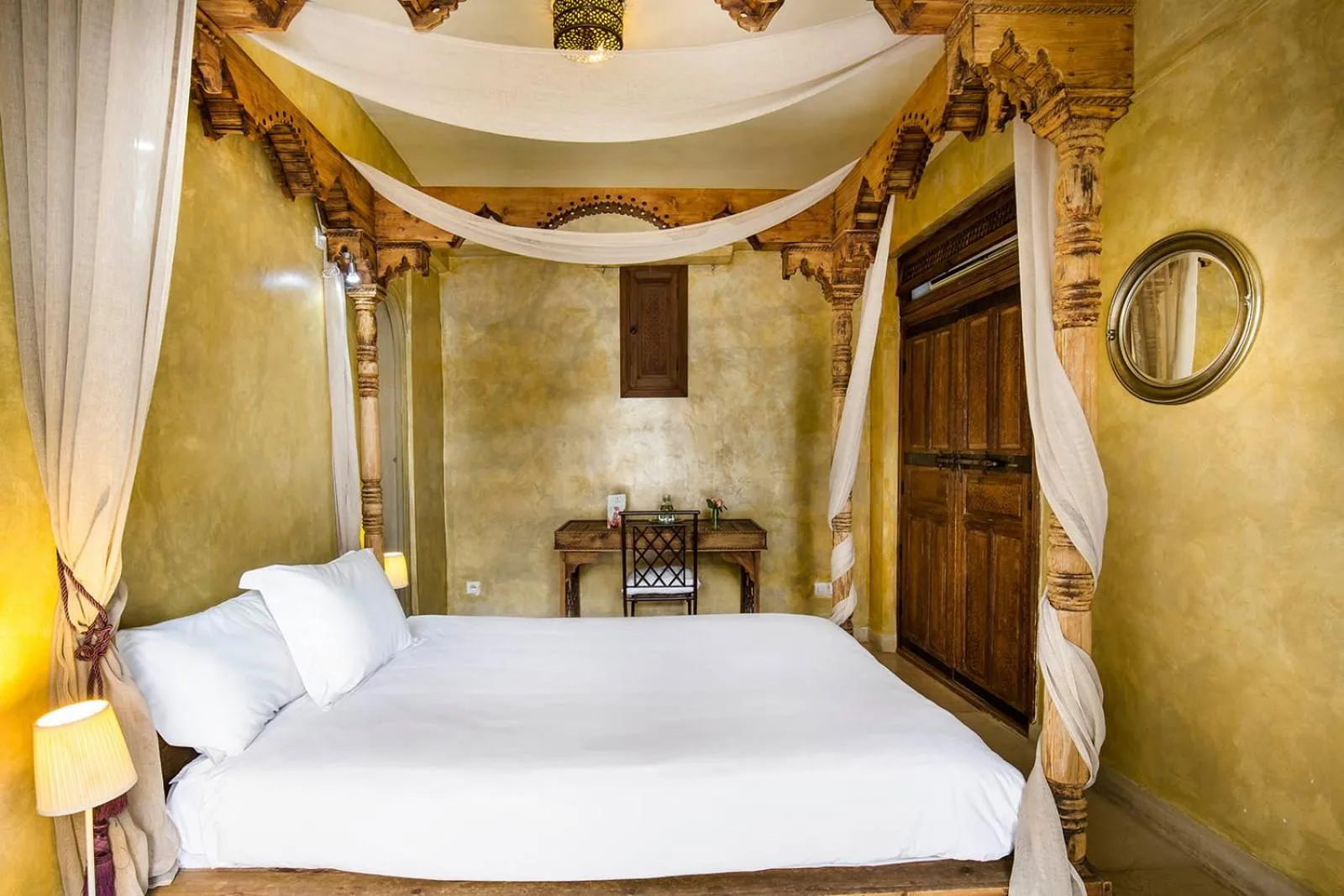 Photo of the whole room, Bed in Riad Le Rihani