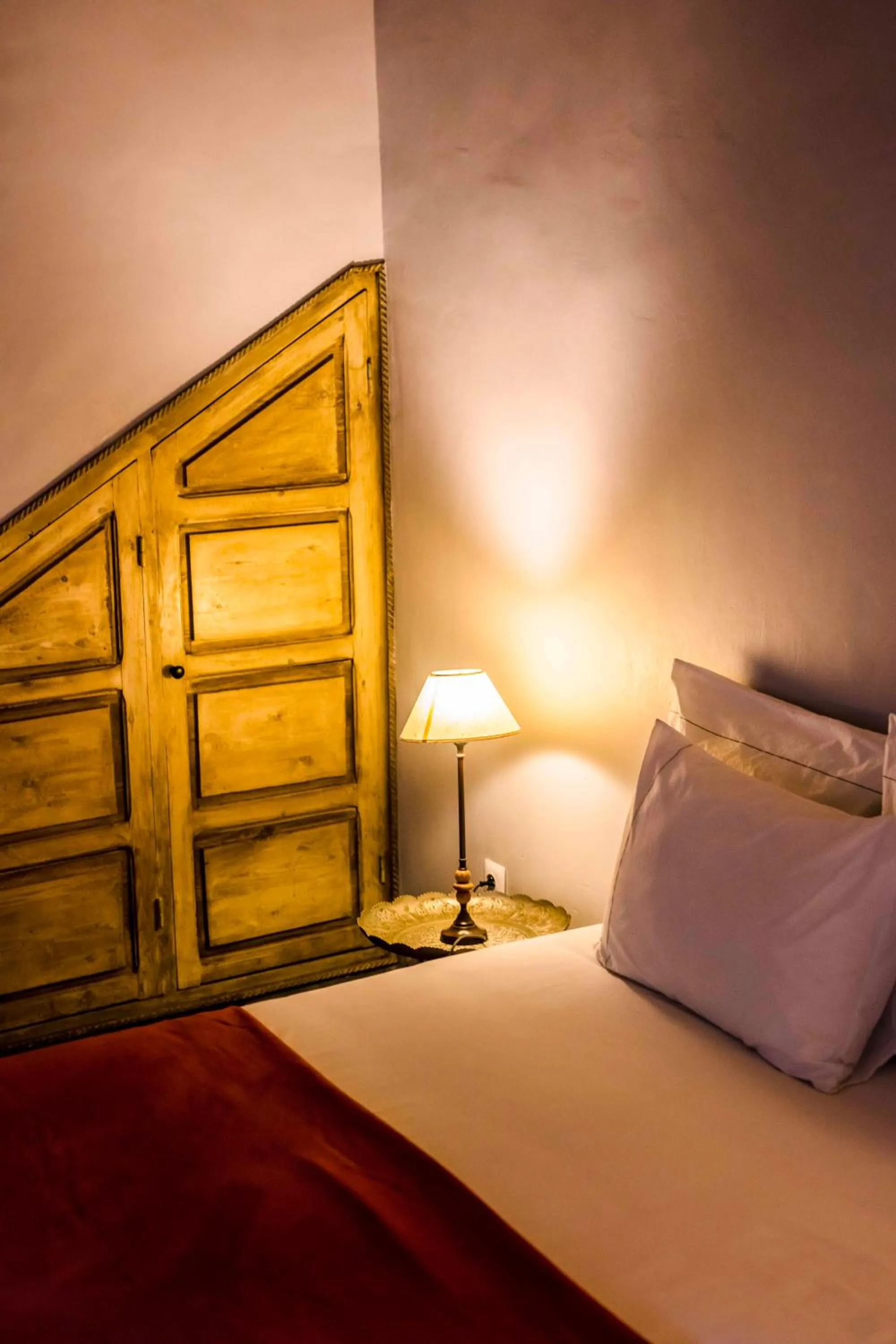 Bed in Riad Le Rihani