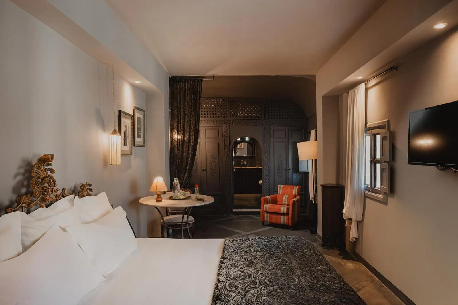 Bed in Riad Le Rihani