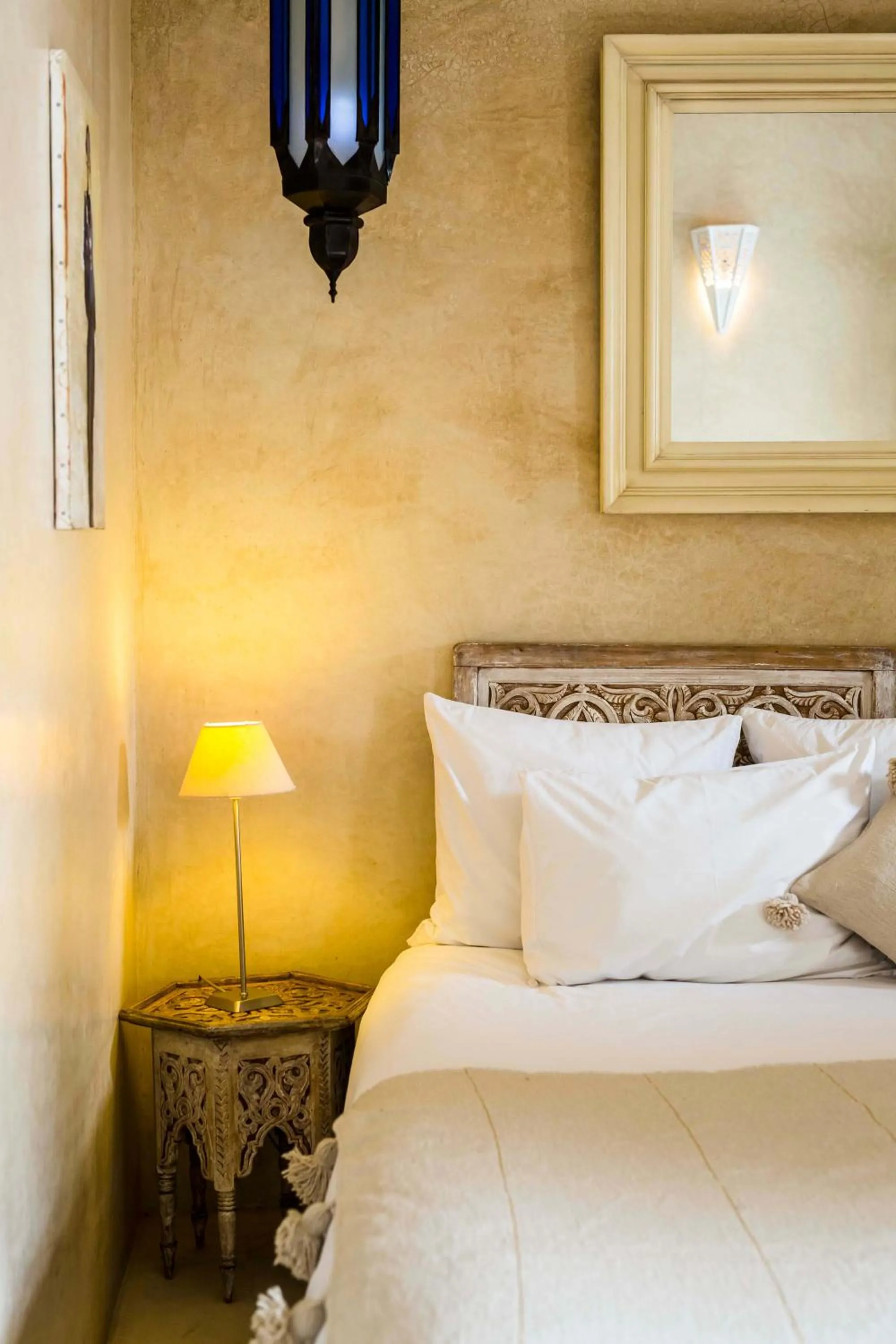 Bed in Riad Le Rihani