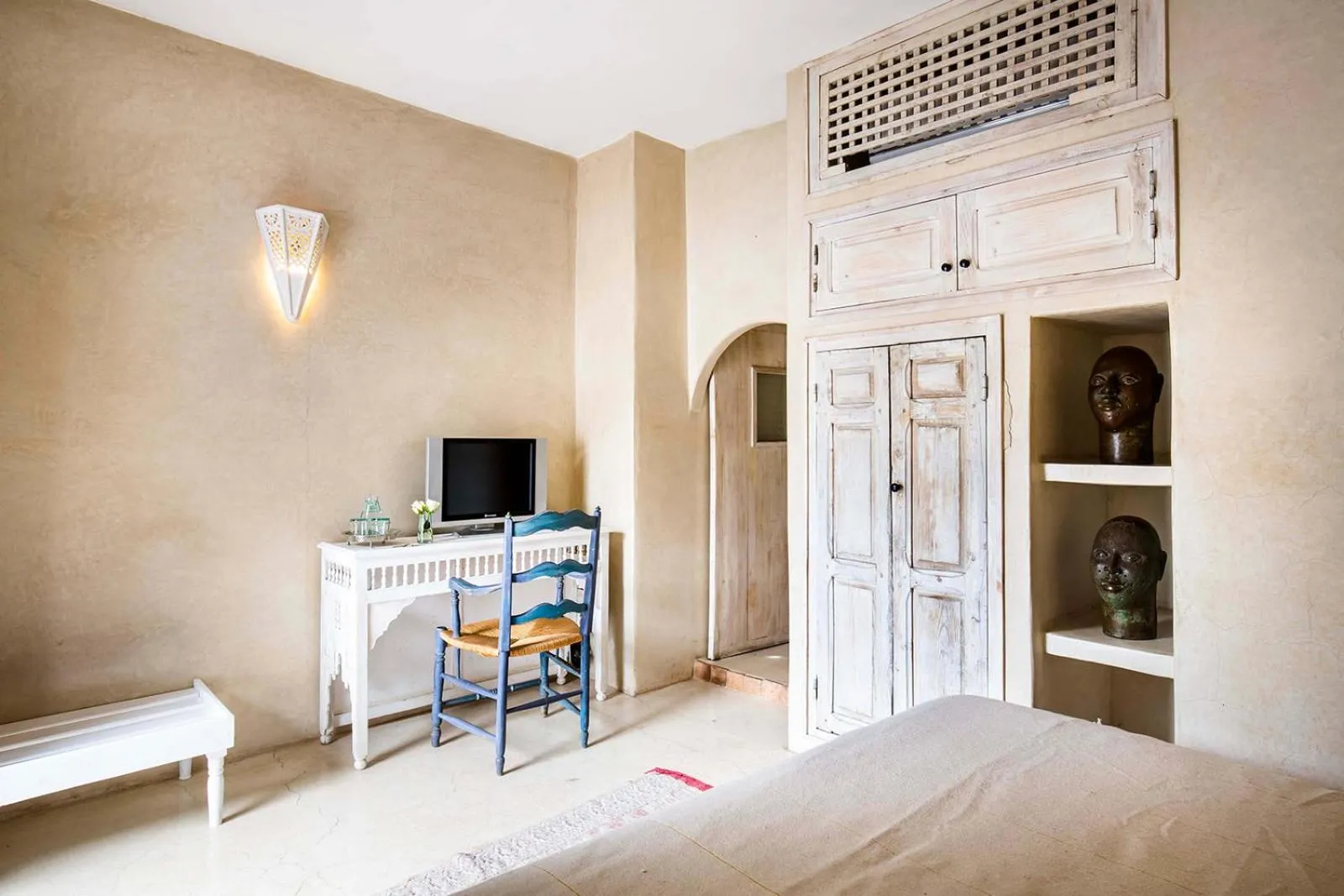 Bed in Riad Le Rihani