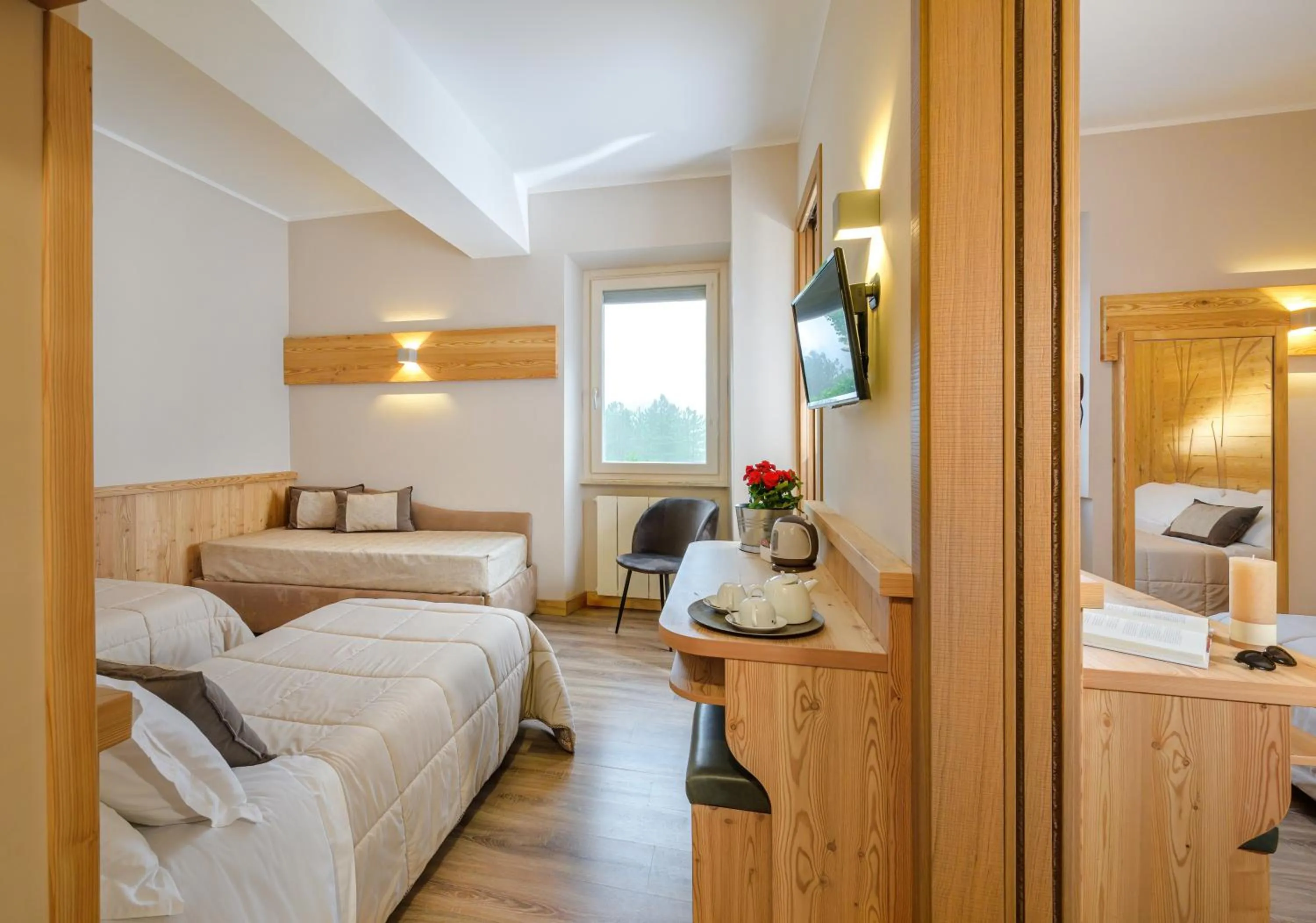 Bedroom, Bed in Ovindoli Park Hotel & SPA