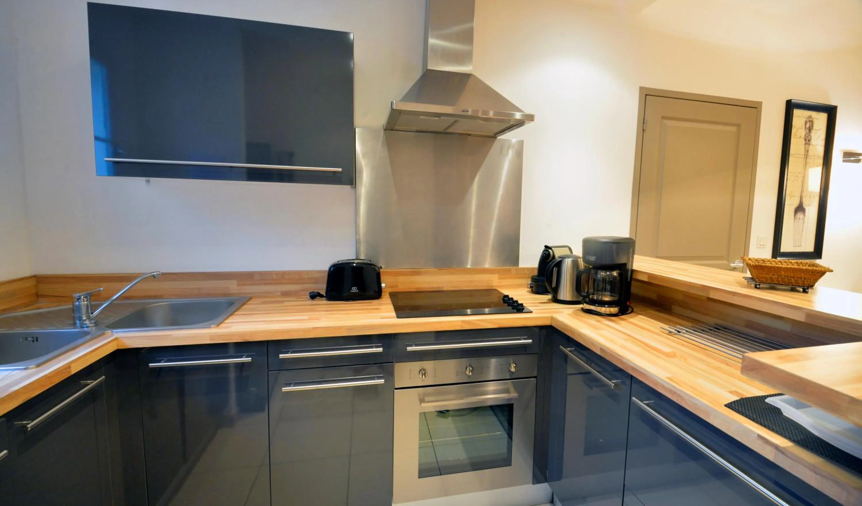 Kitchen or kitchenette in Lagrange Vacances - Le Clos Savornin